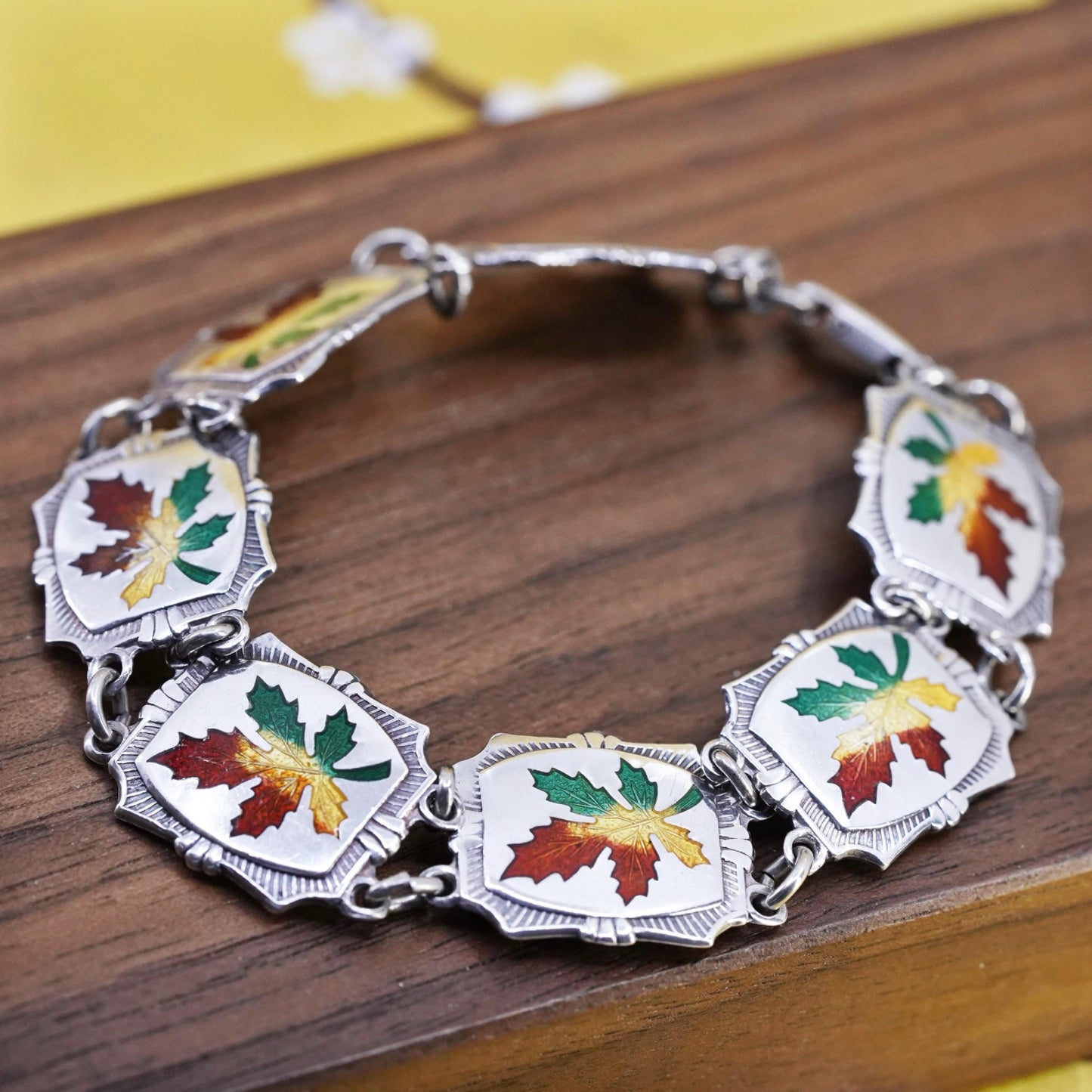 6.75”, vintage BMCO Sterling silver bracelet, 925 enamel maple leafy chain