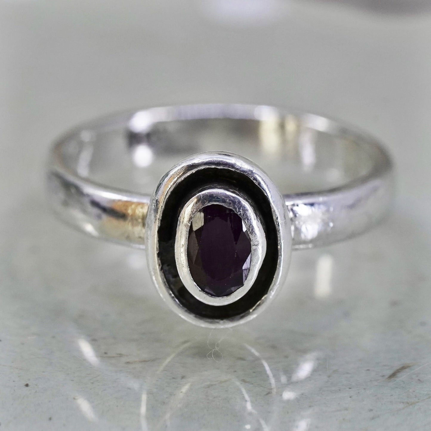 Size 8, vintage simple sterling 925 silver handmade ring with garnet