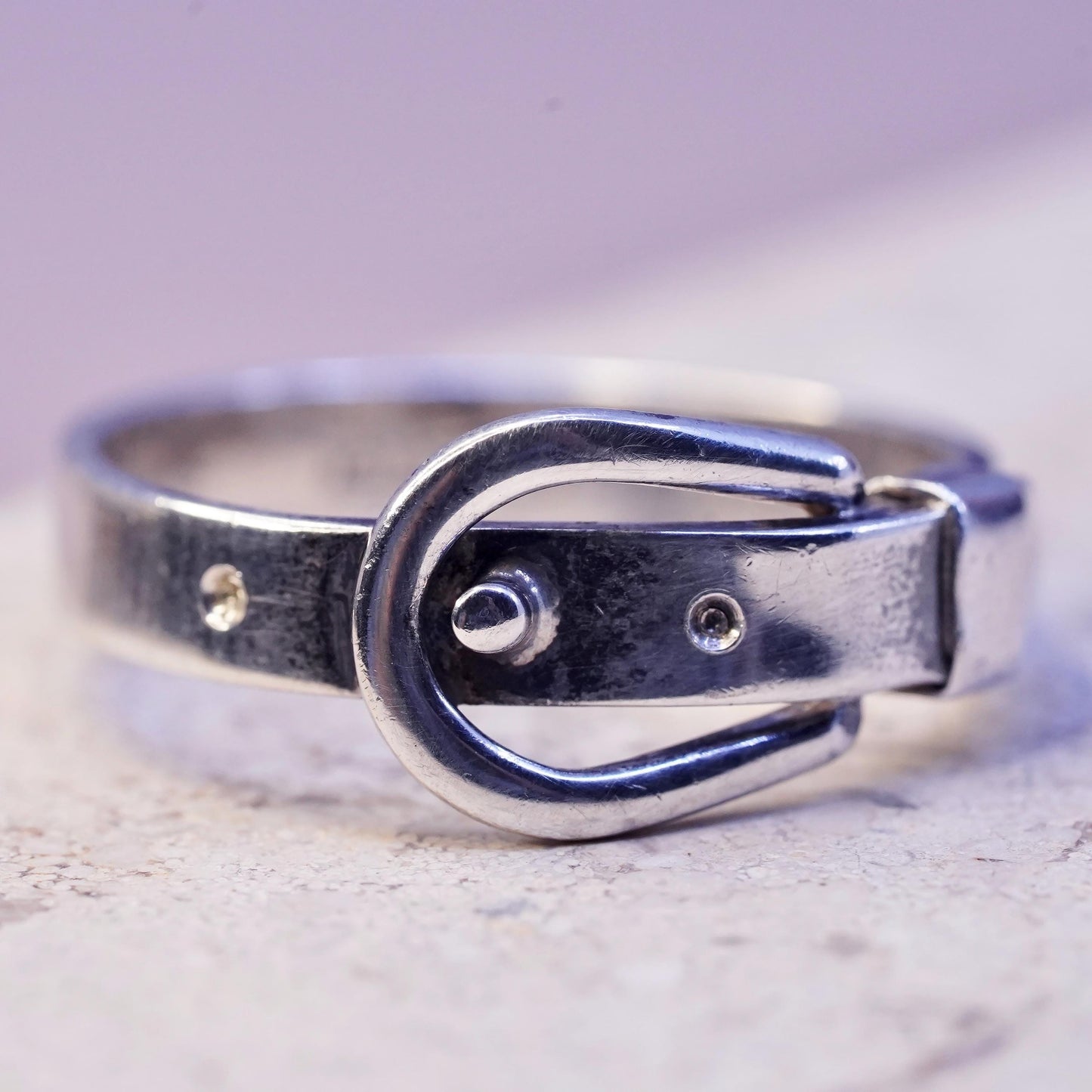 Size 9.5, vintage southwestern HILE sterling silver buckle ring, 925 belt band