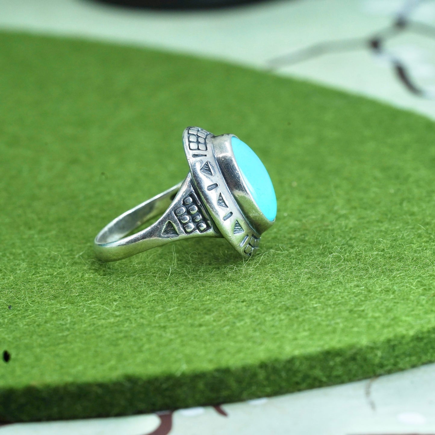 Size 8.25, sterling silver ring, Native American 925 silver ring oval turquoise