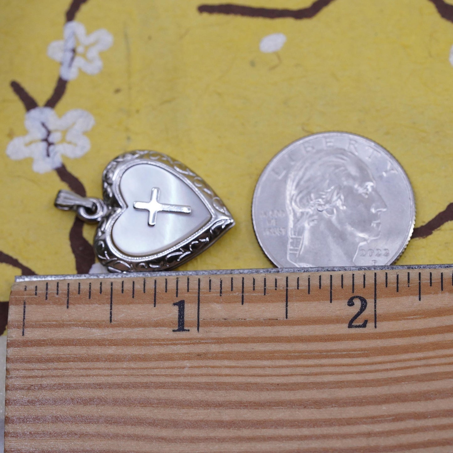 VTG Sterling silver pendant, 925 heart photo locket cross and mother of pearl
