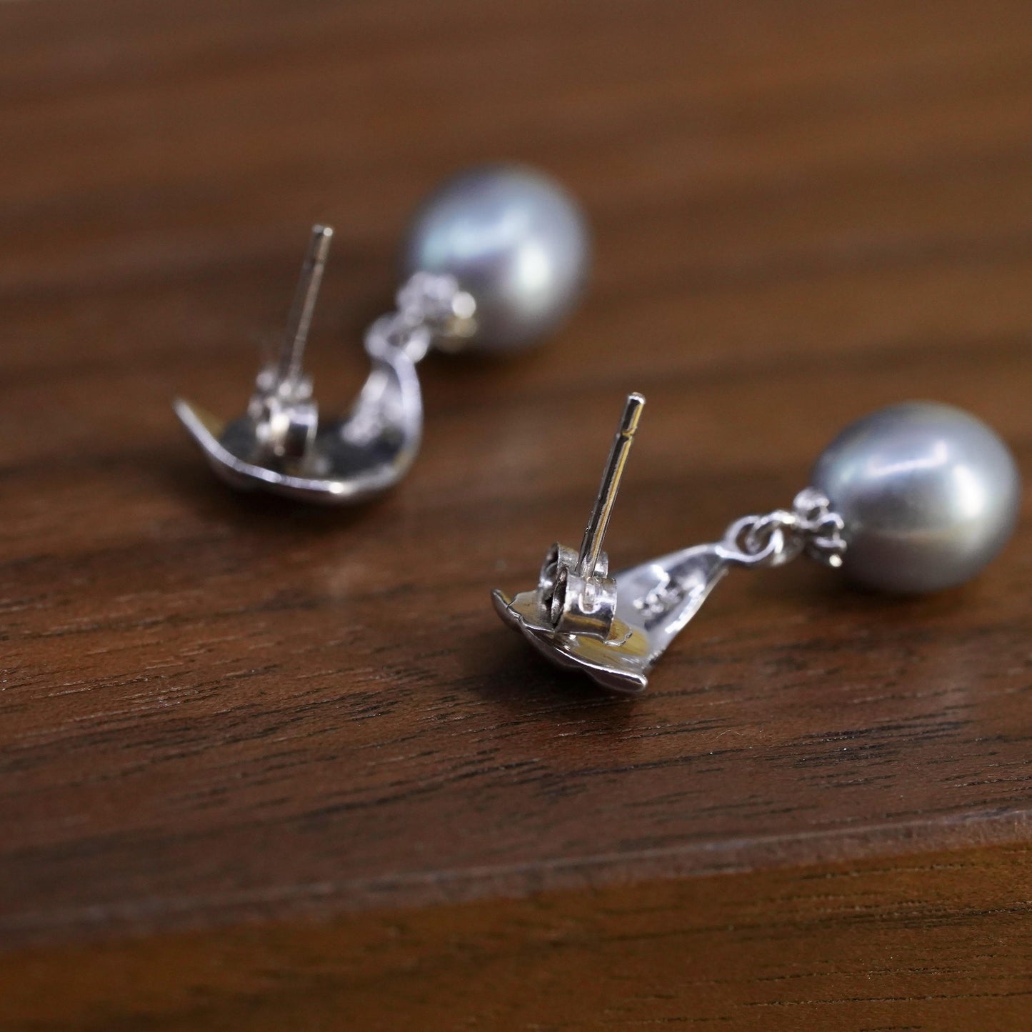 Vintage Sterling silver handmade earrings, 925 shell studs w/ gray pearl drops