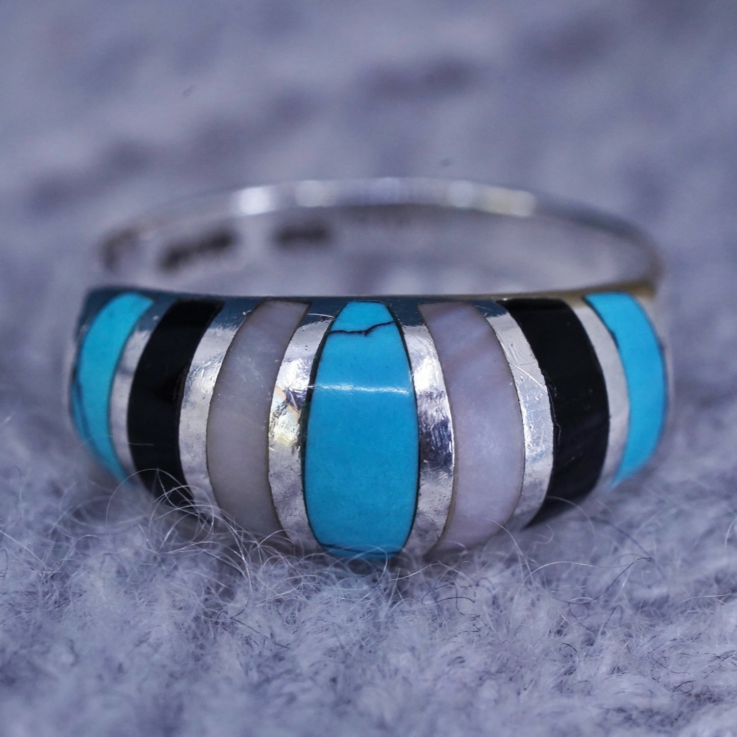 Size 6.5, Sterling 925 silver ring, Native American, southwestern turquoise