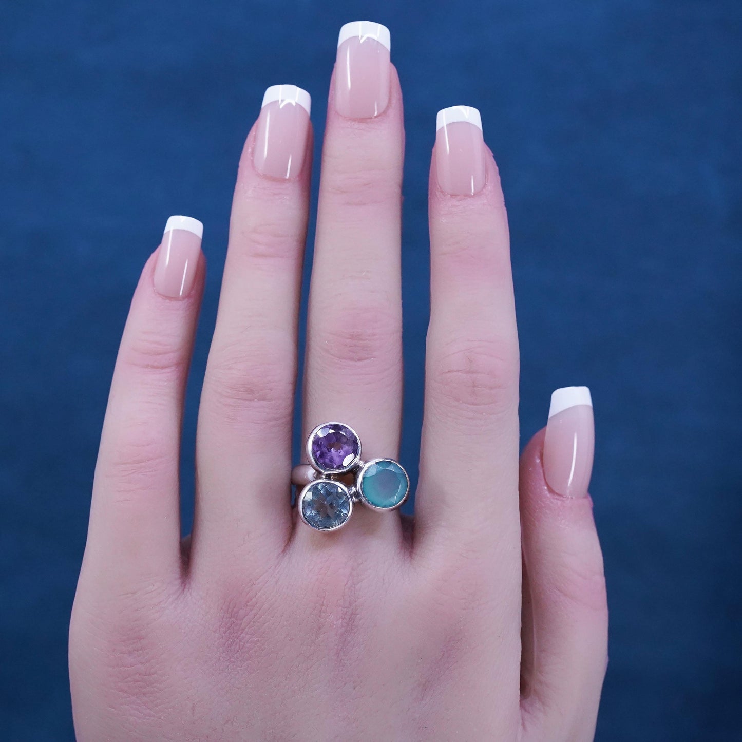Size 7.5, vintage sterling 925 silver handmade ring w/ amethyst blue topaz jade