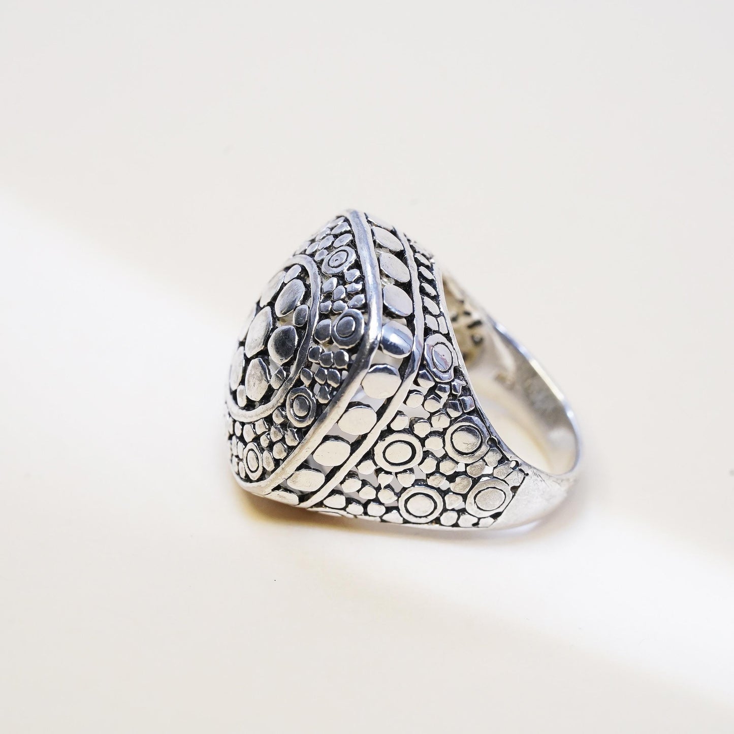 Size 7, vintage sterling silver handmade statement ring, 925 dotted boxy band