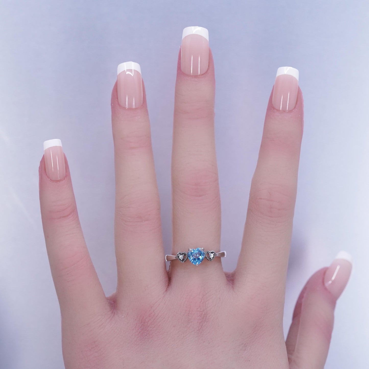 size 7, vintage Sterling Silver 925 Ring engagement TOPAZ ring, heart with cz