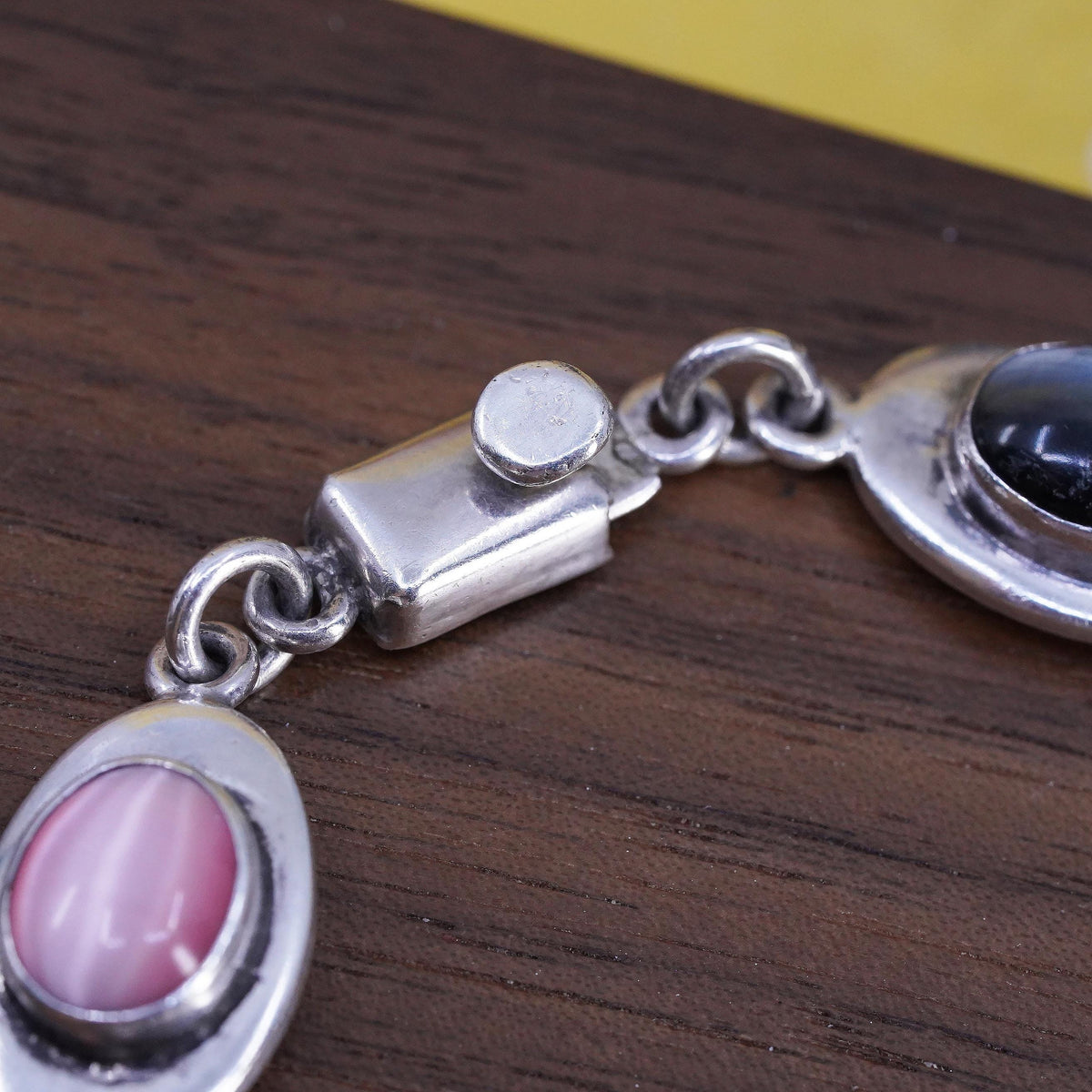 7", Mexican Taxco Sterling 925 silver bracelet multi color oval cat’s eye