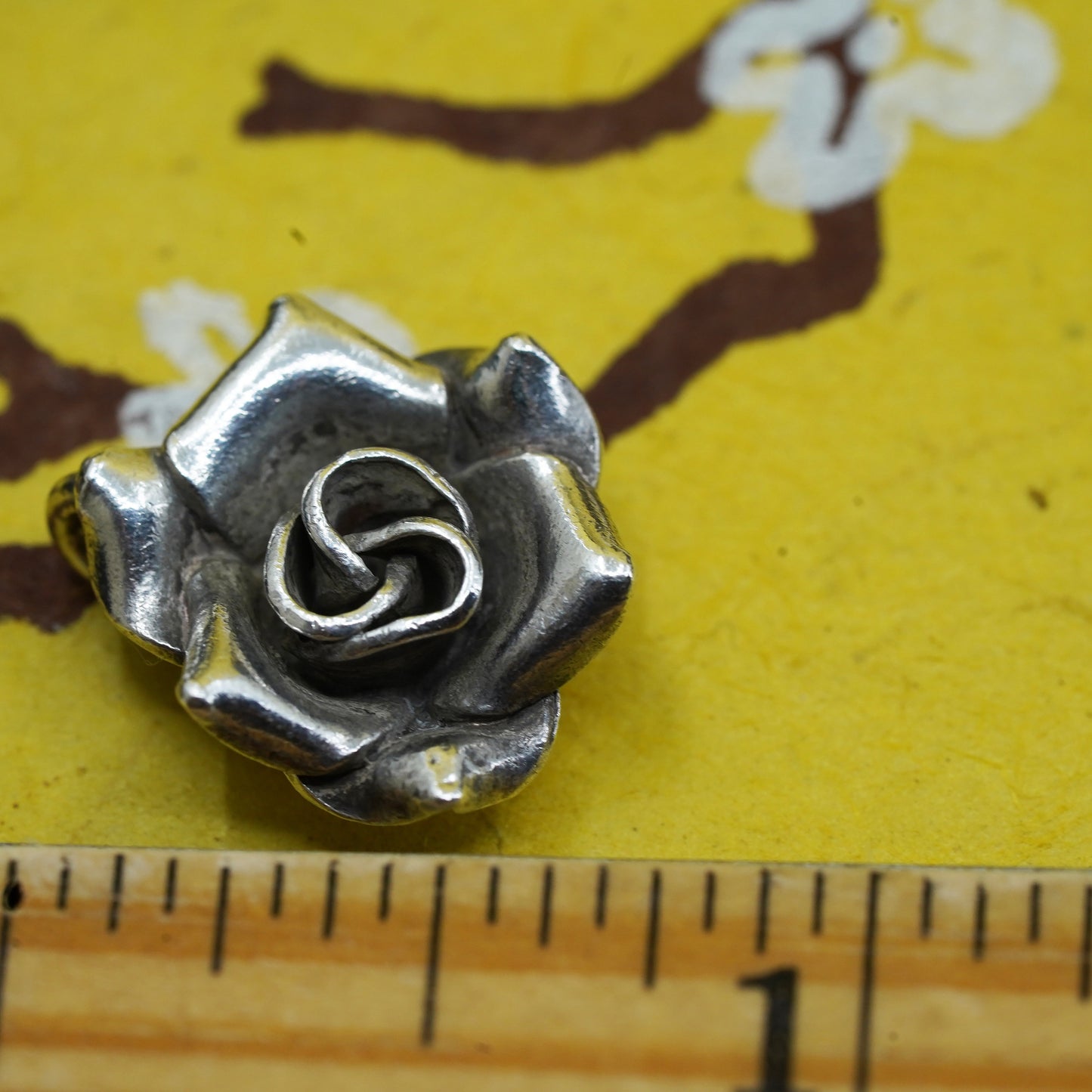 Vintage Sterling silver handmade pendant, mexico 925 rose flower details