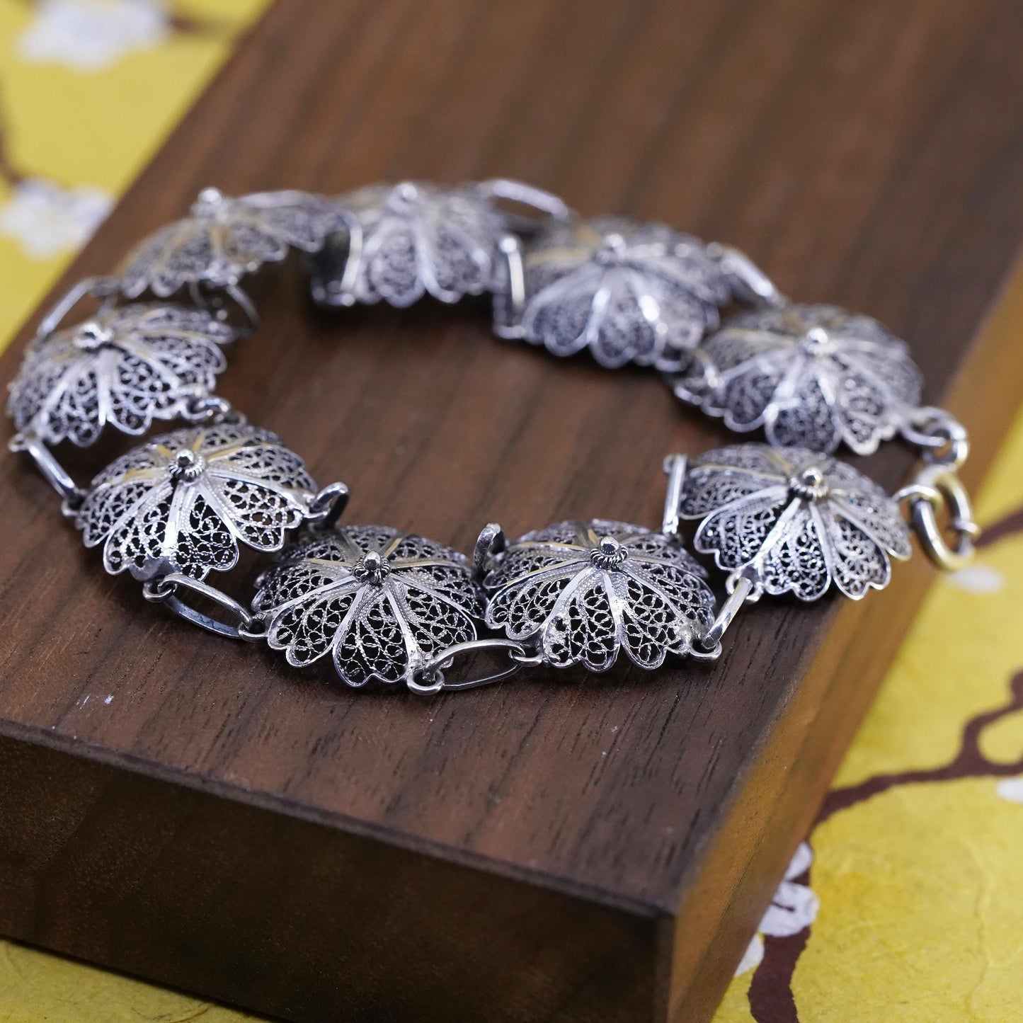 7.5", vintage Sterling silver handmade bracelet, 925 filigree flower chain