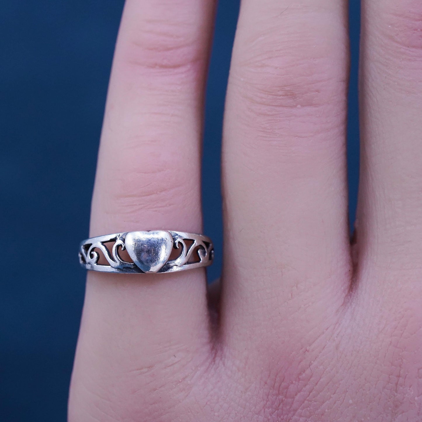 Size 5, vintage sterling silver handmade ring, 925 heart band