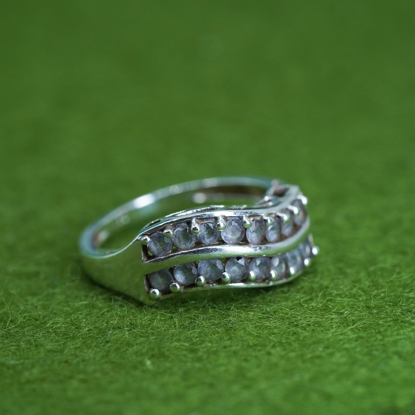 Size 7, vintage Sterling 925 silver engagement ring with CZ