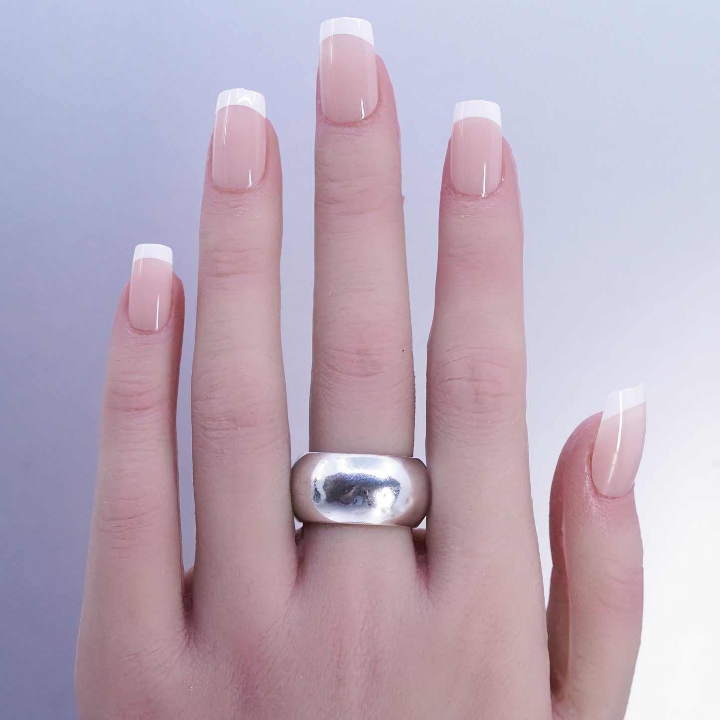 Size 8, vintage southwestern puffy Sterling 925 silver statement ring, band