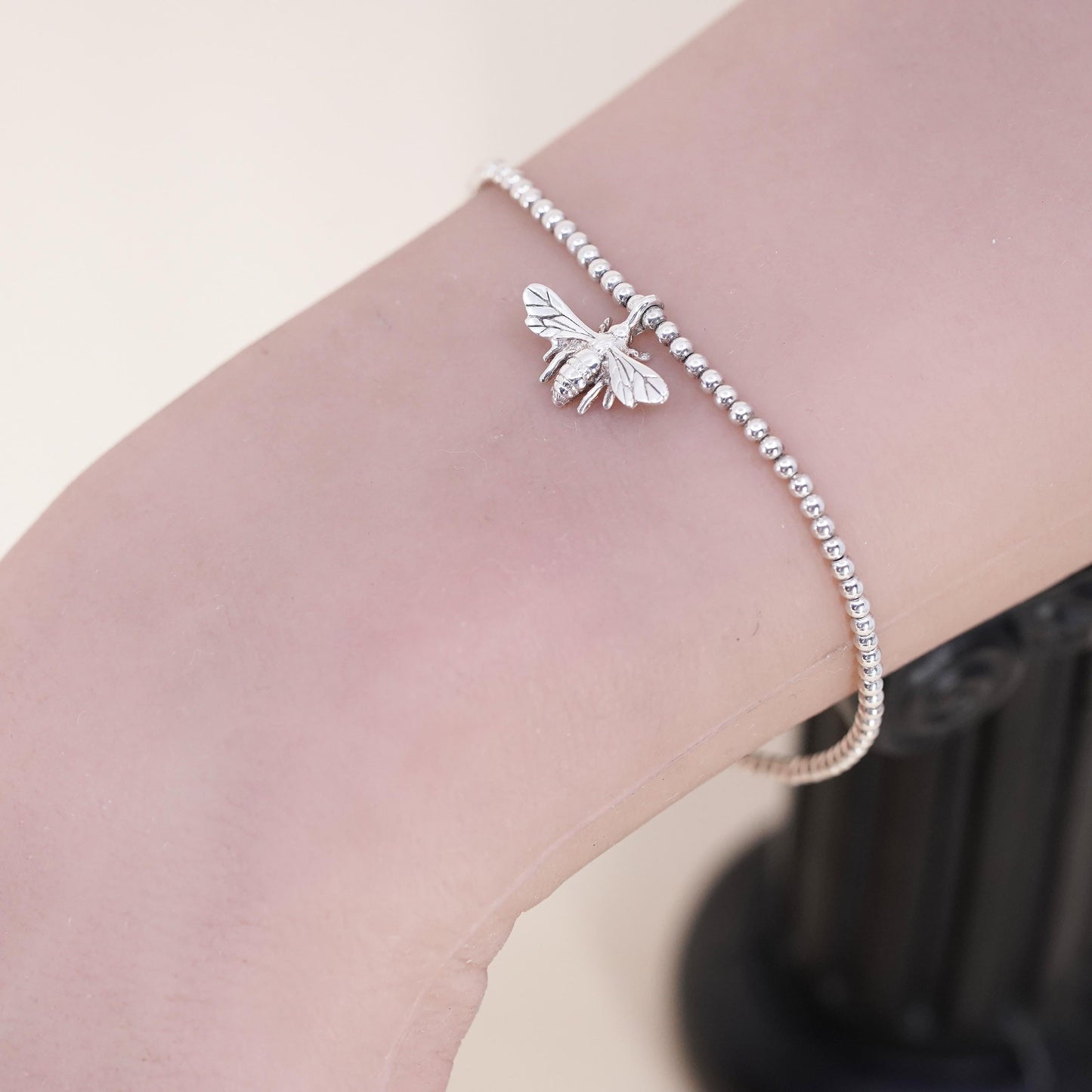 6.75", sterling silver stretchy band bracelet, 925 beads chain with bee charm