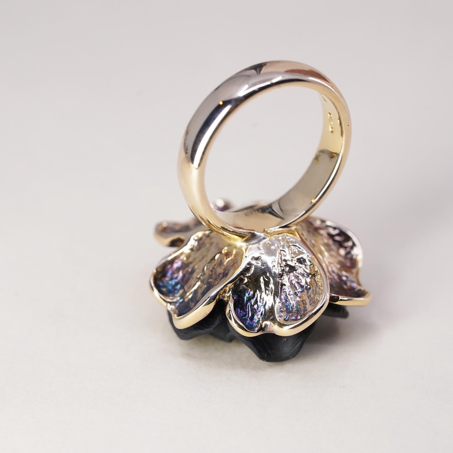 Size 6, Vermeil gold sterling silver ring, 925 silver ring black clay flower