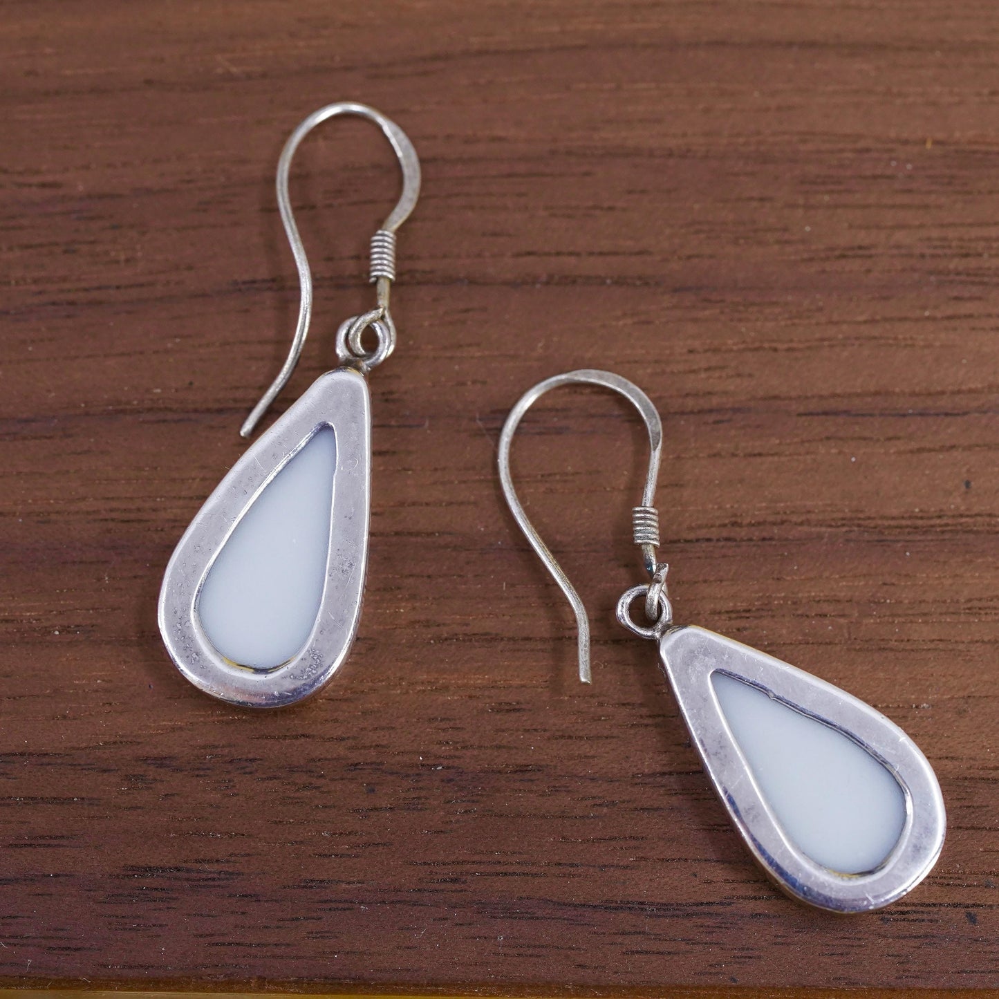 Vintage sterling 925 silver handmade earrings, w/ teardrop white agate dangles