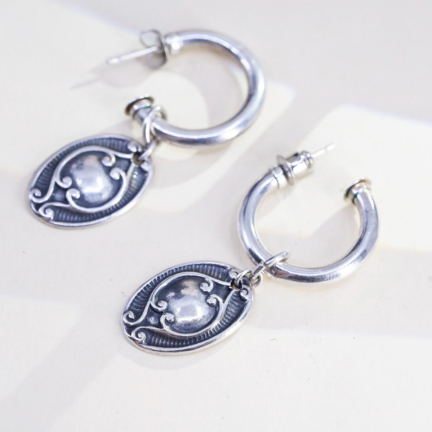 0.75” Vintage 925 Sterling Silver Handmade Earrings Dangles, Oval Scroll Hoops