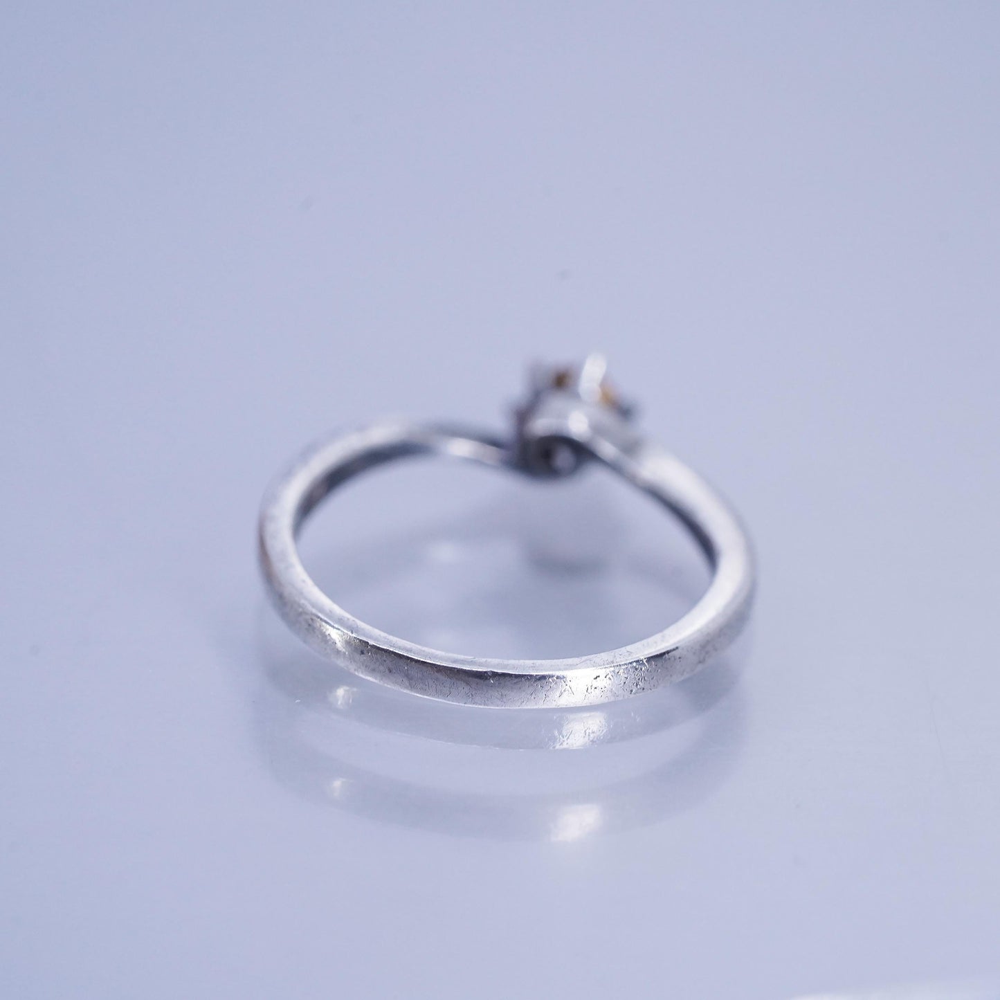 Size 4, vintage Sterling 925 silver handmade band ring with pink crystal