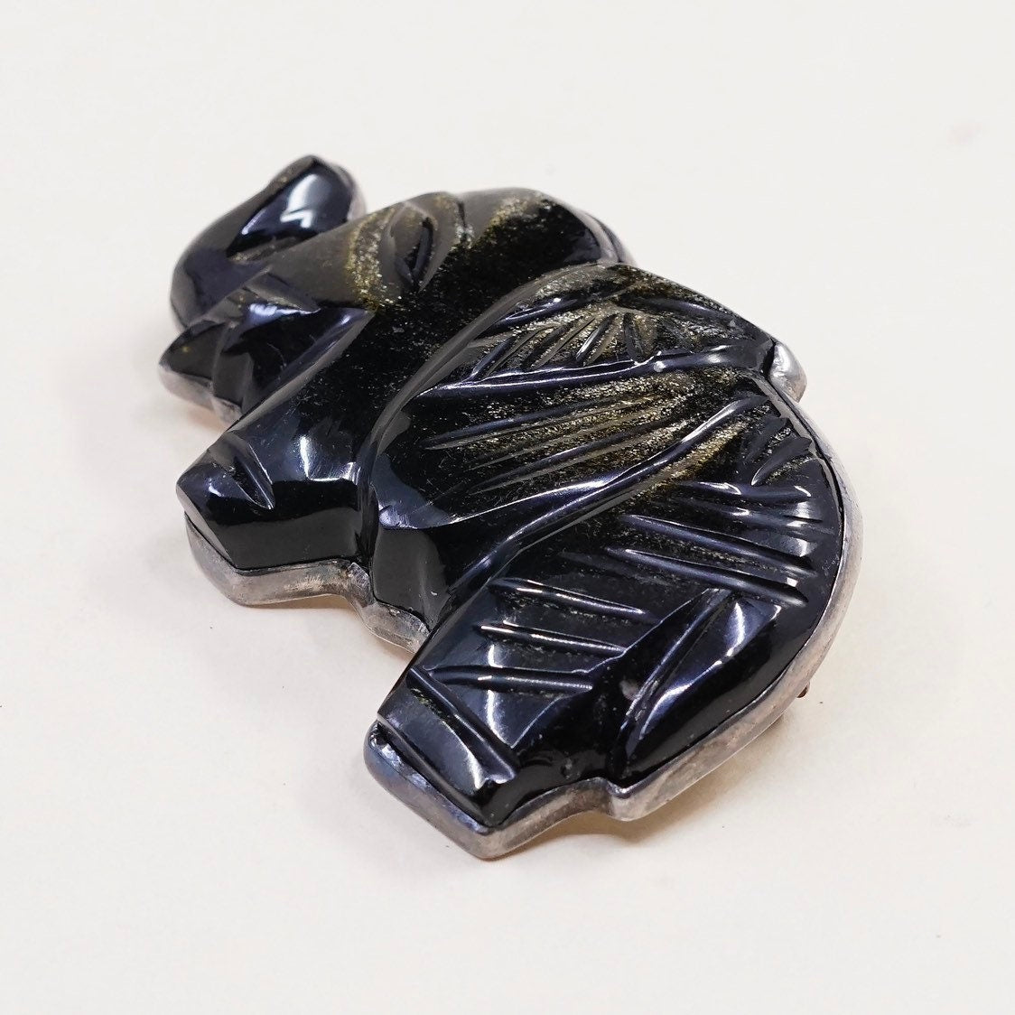Vintage sterling silver handmade brooch, fine 925 silver engraved onyx elephant pin, silver Tested