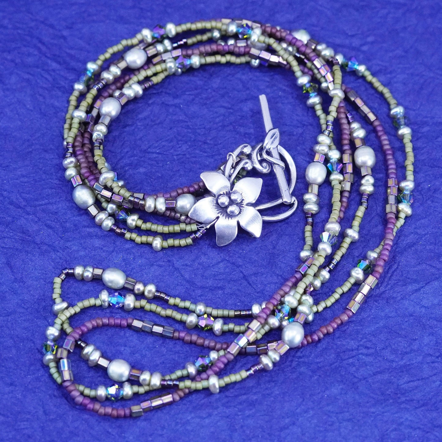 20”, Sterling silver handmade necklace with 925 flower toggle closure and beads