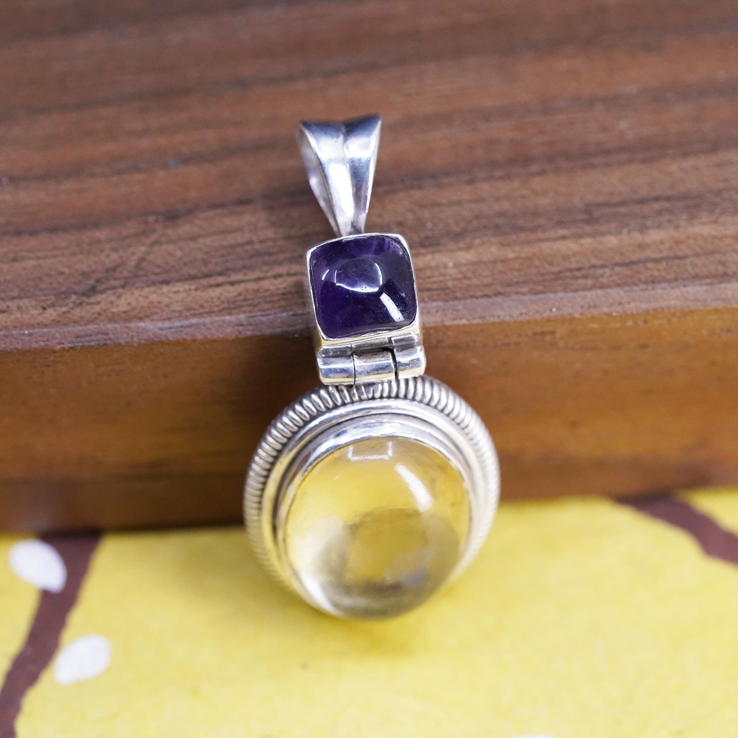 Vintage Sterling 925 silver handmade pendant with oval citrine amethyst