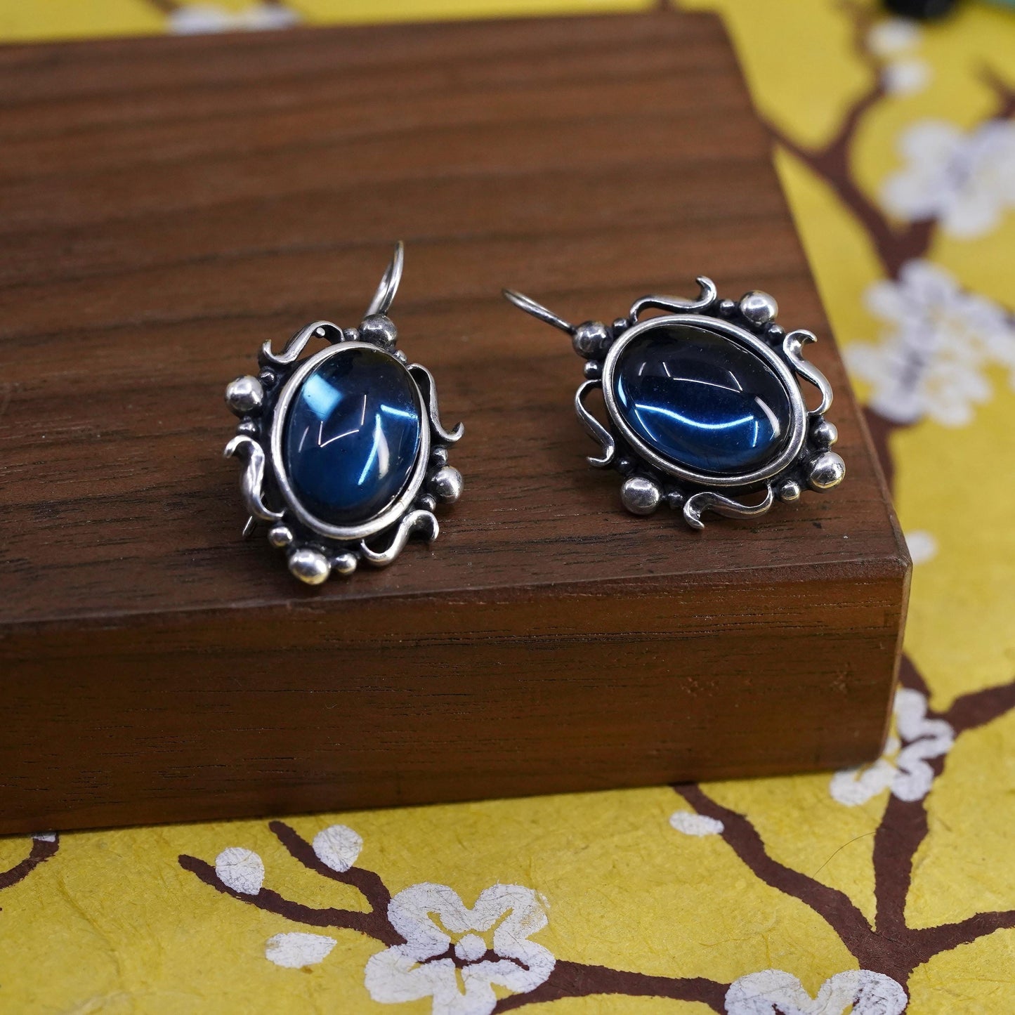 Vintage southwestern sterling 925 silver oval earrings with artisan blue glass