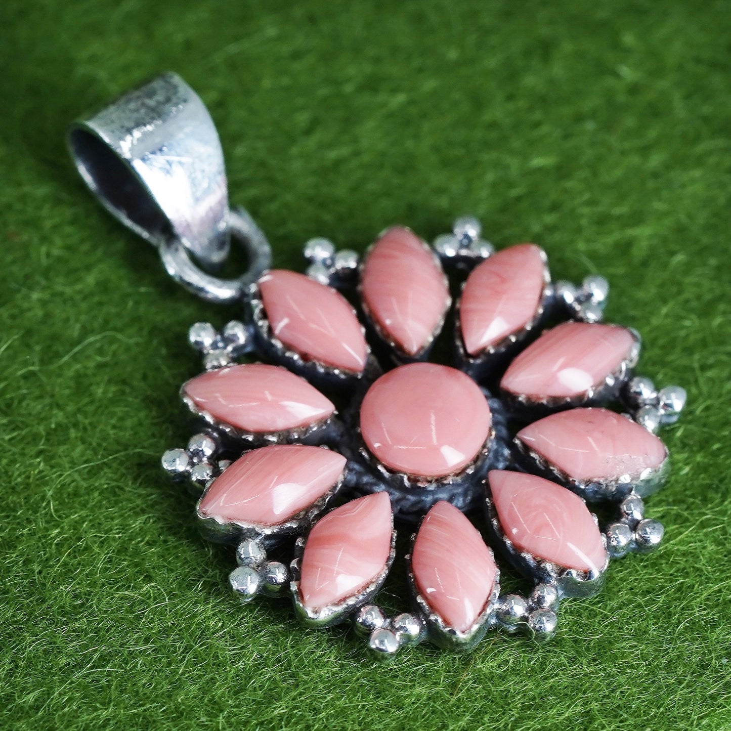 Natuve American southwestern sterling silver 925 handmade flower pendant coral