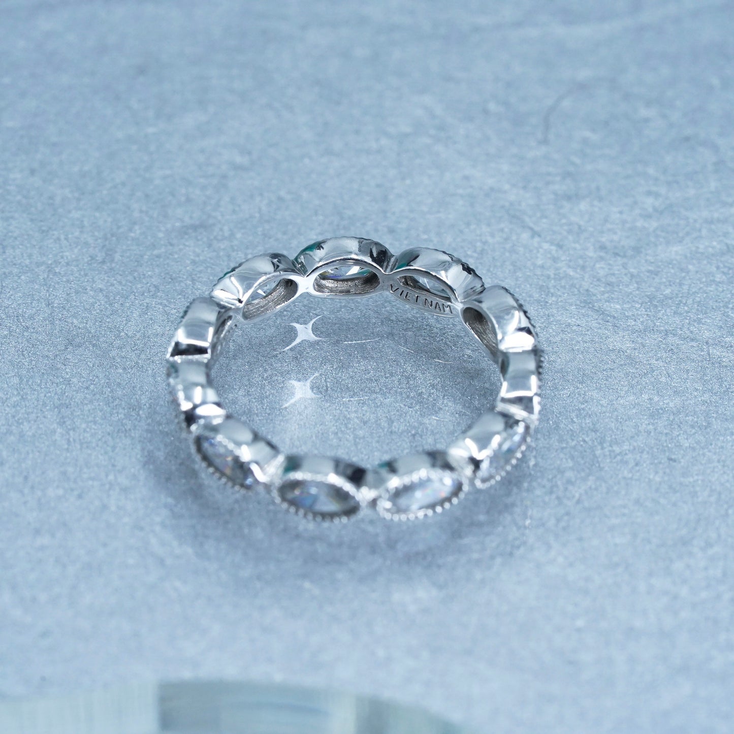 Size 8.25, vintage Sterling 925 silver wedding ring, Cz band