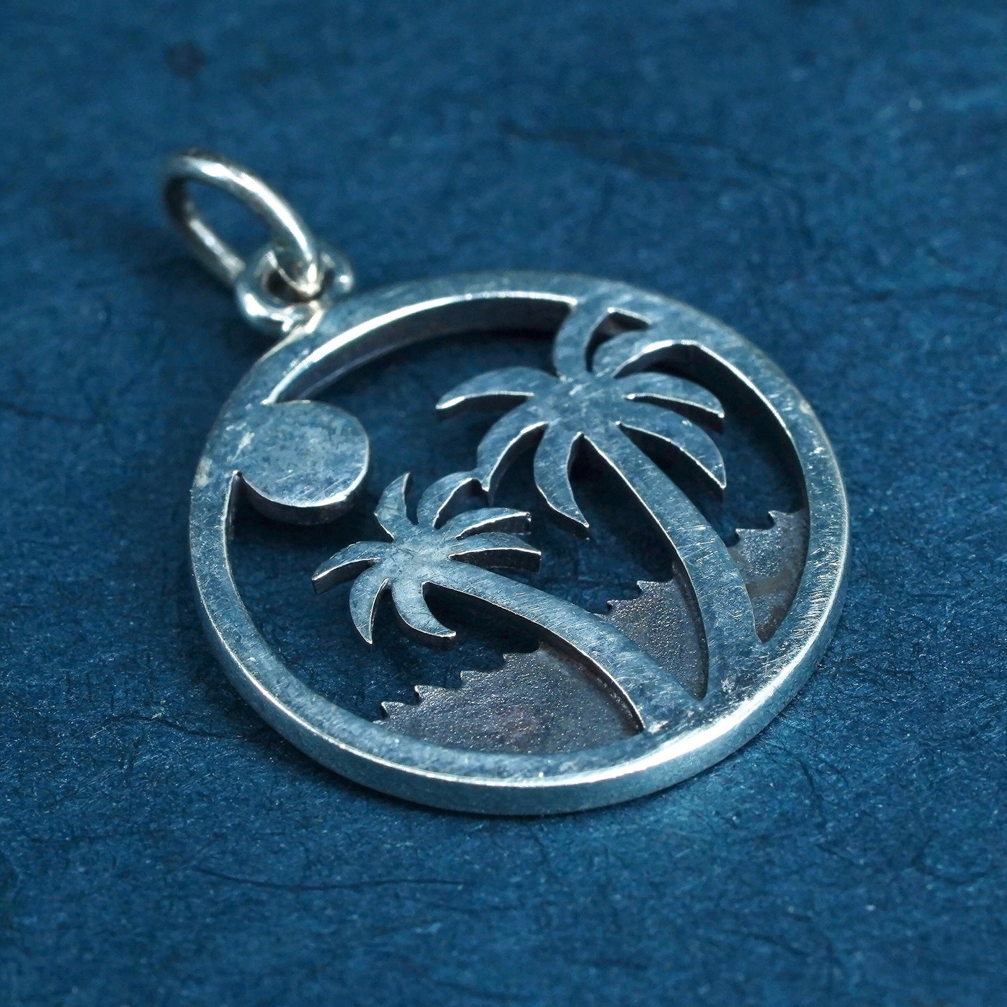 Vintage sterling silver handmade pendant, 925 circle with palm tree inlay