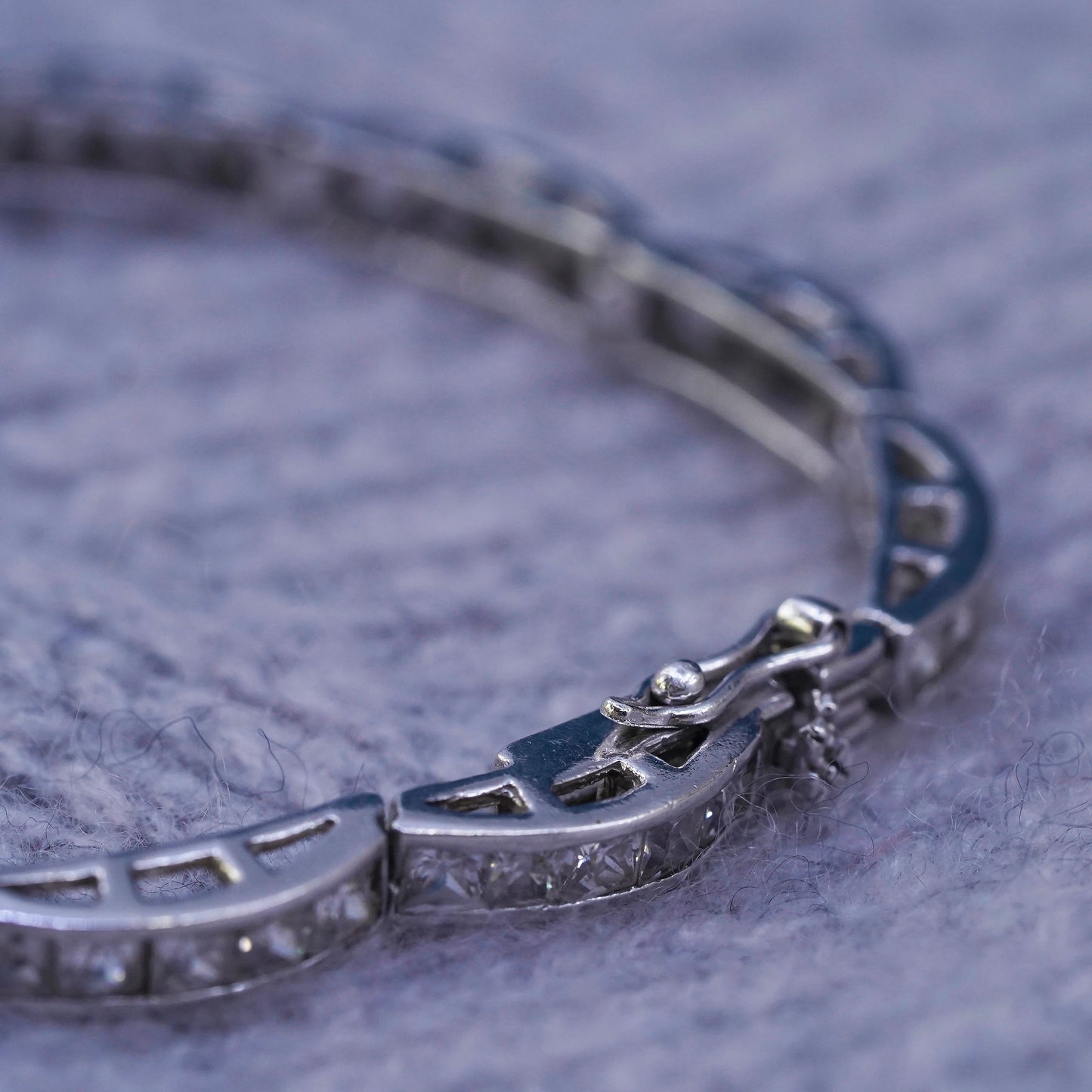 7", vintage Sterling 925 silver tennis bracelet with clear cz