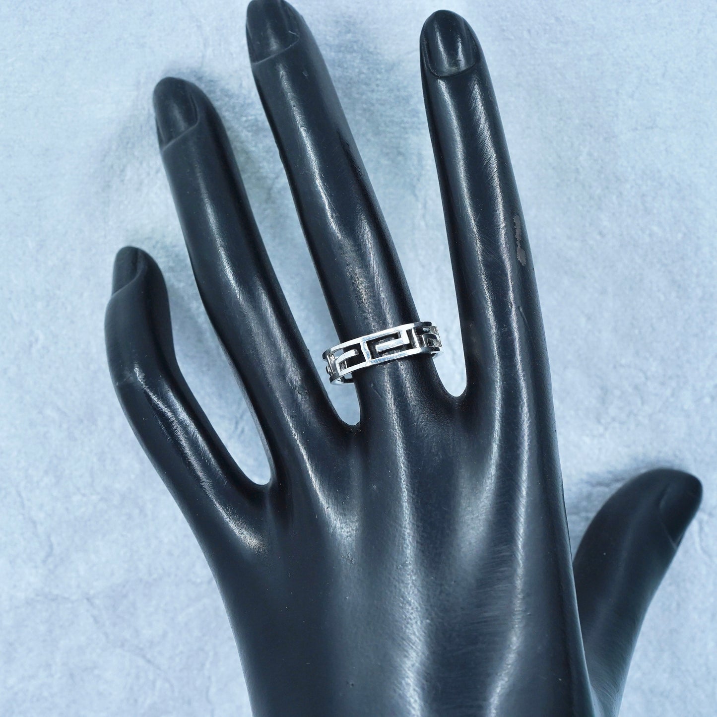 Size 7, vintage Sterling 925 silver Greek key band ring
