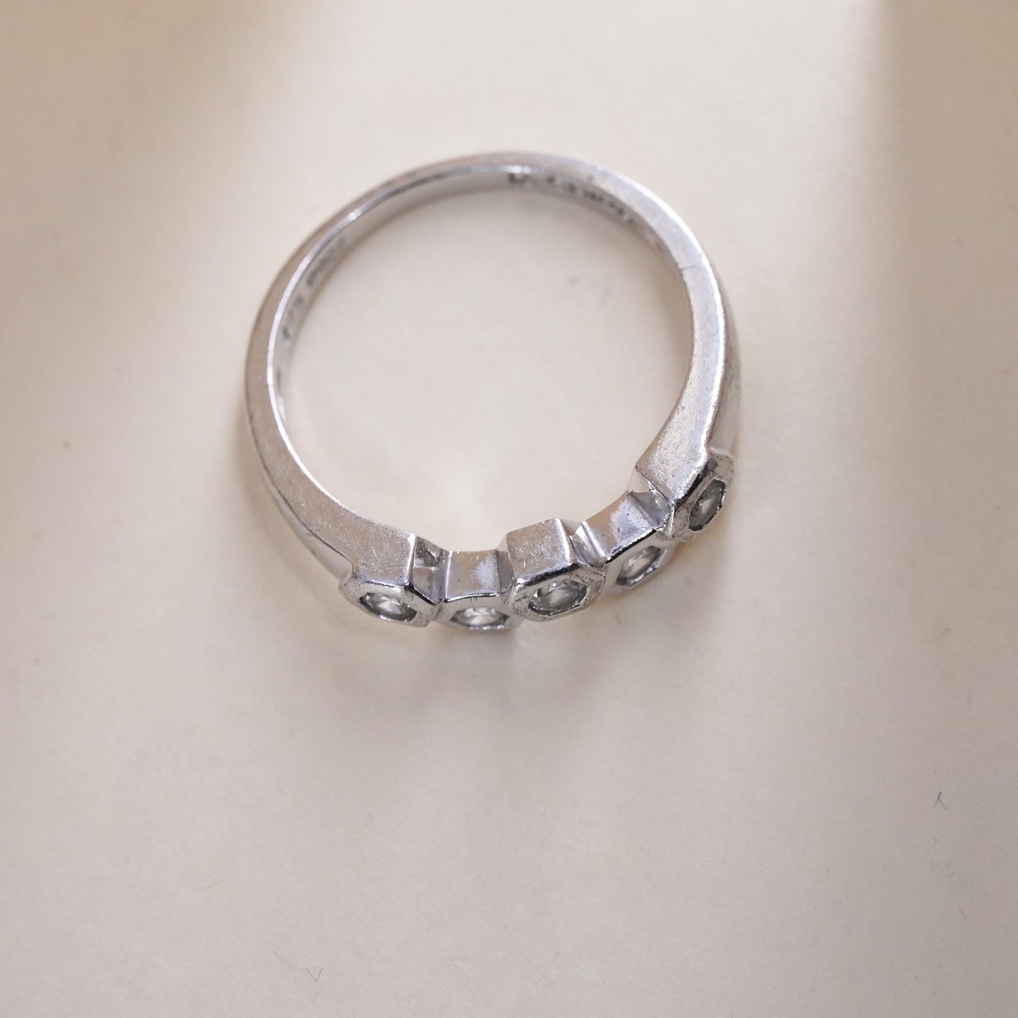 Size 7.25, sterling 925 silver ring, engagement band hexagram honeycomb cut cz