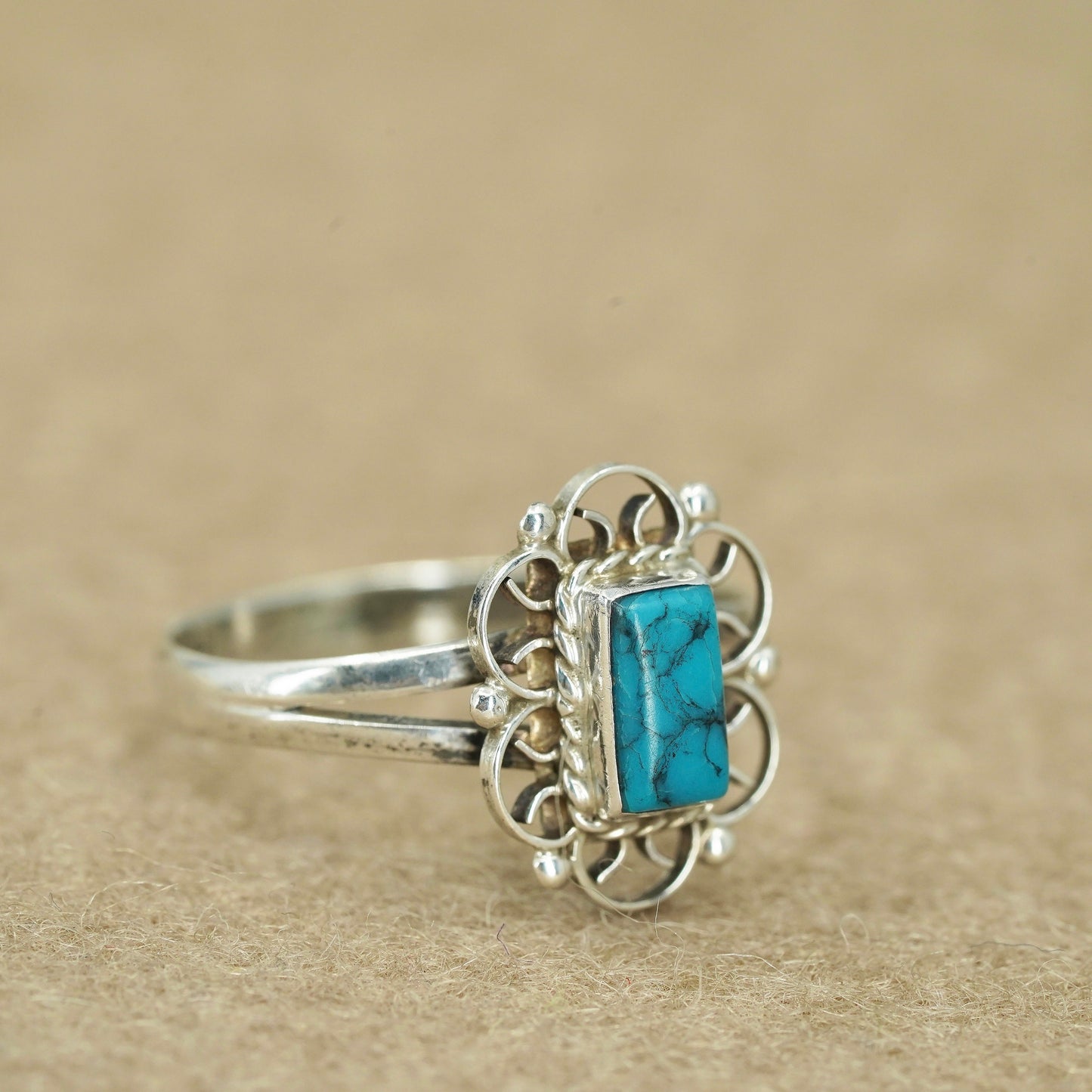 Size 7, Native American navajo Sterling 925 silver handmade ring with turquoise