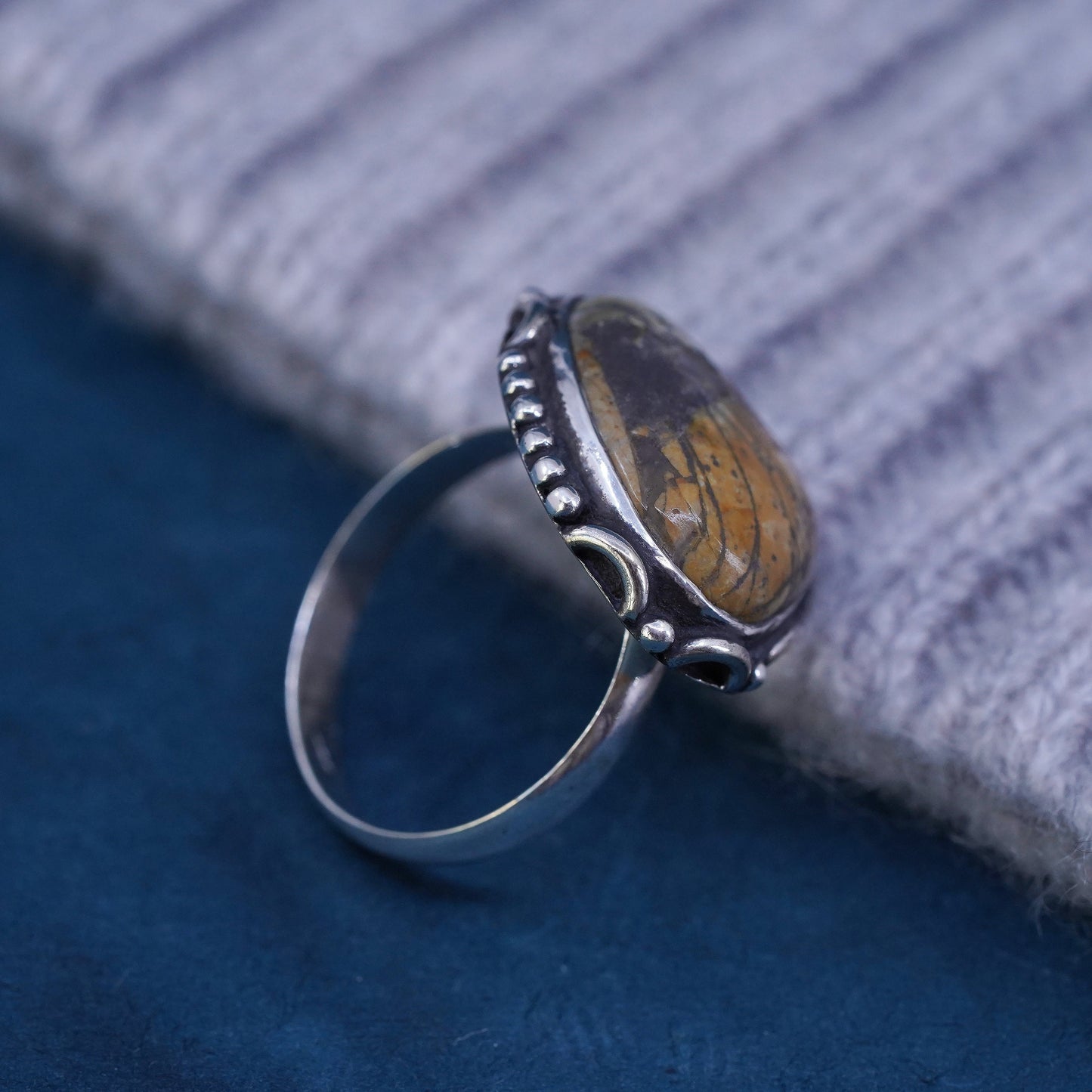 Size 10, vintage Sterling 925 silver handmade ring with agate stone and beads