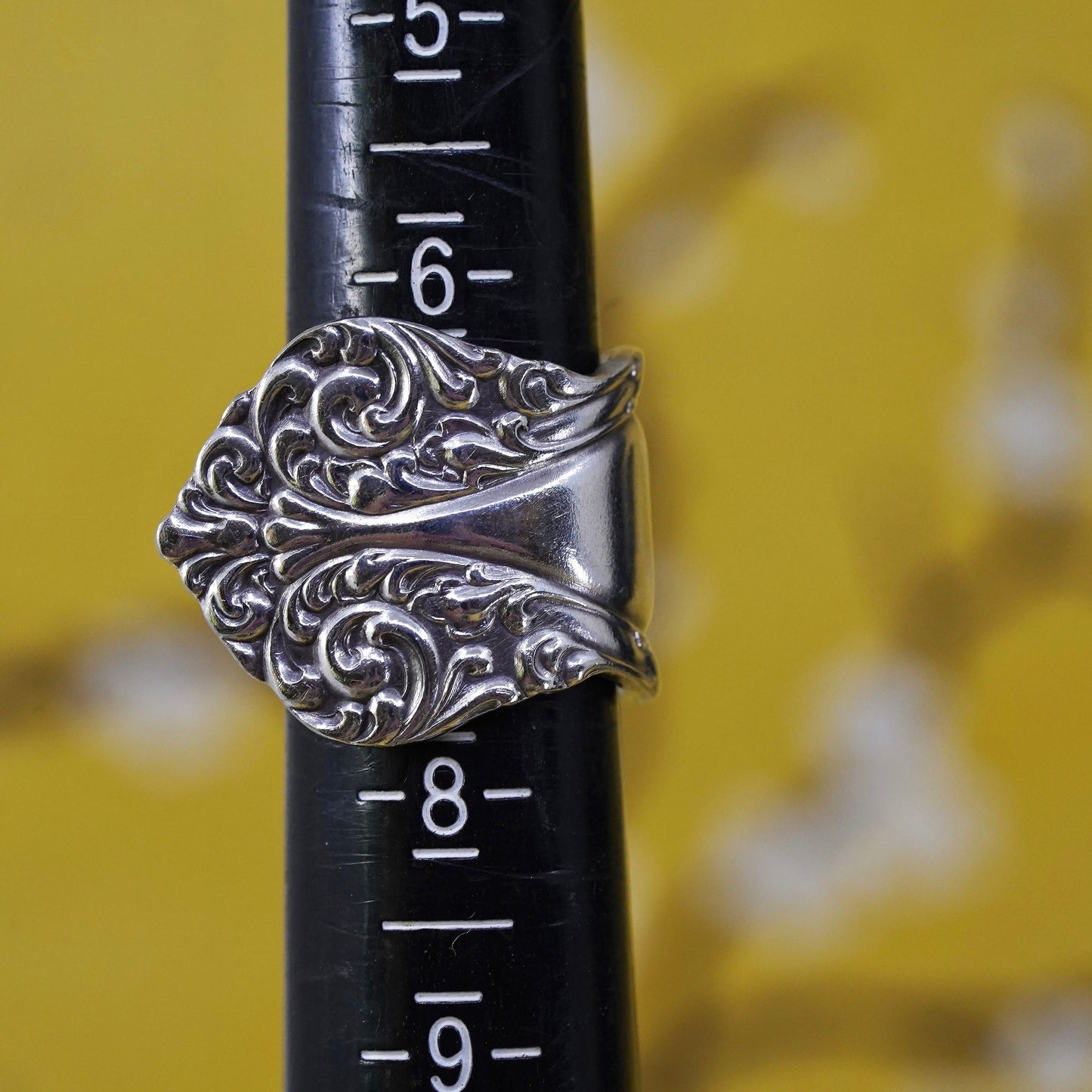 Size 7, vintage silver tone handmade spoon ring