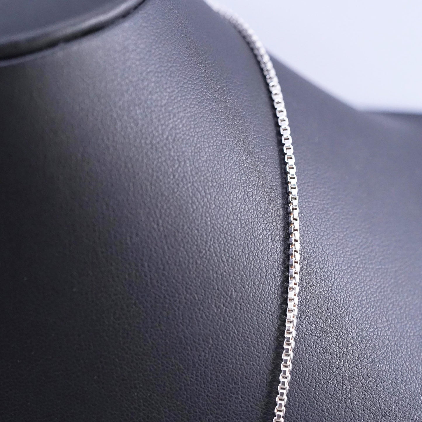 20" 2mm, vintage Sterling silver necklace, 925 box chain