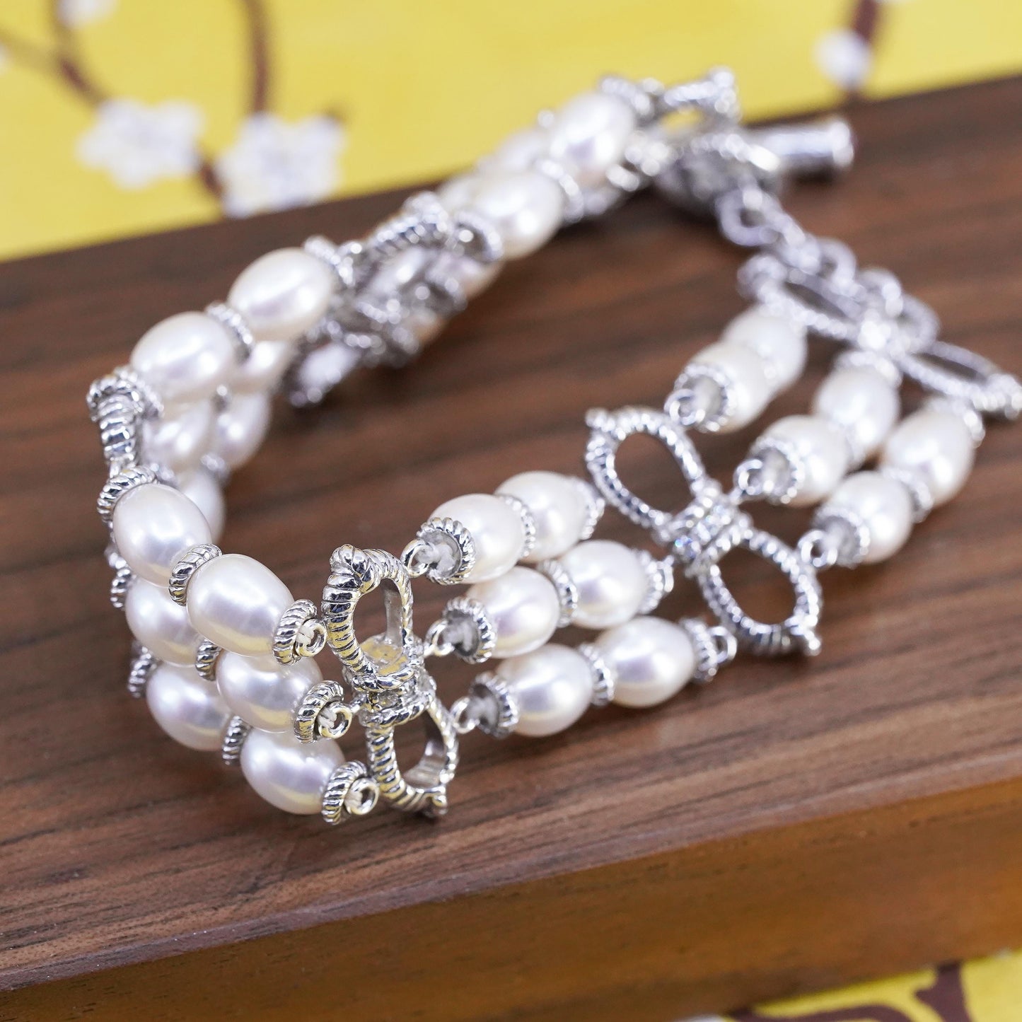 6.75”, Judith Ripka Sterling 925 silver pearl bracelet with 925 toggle closure