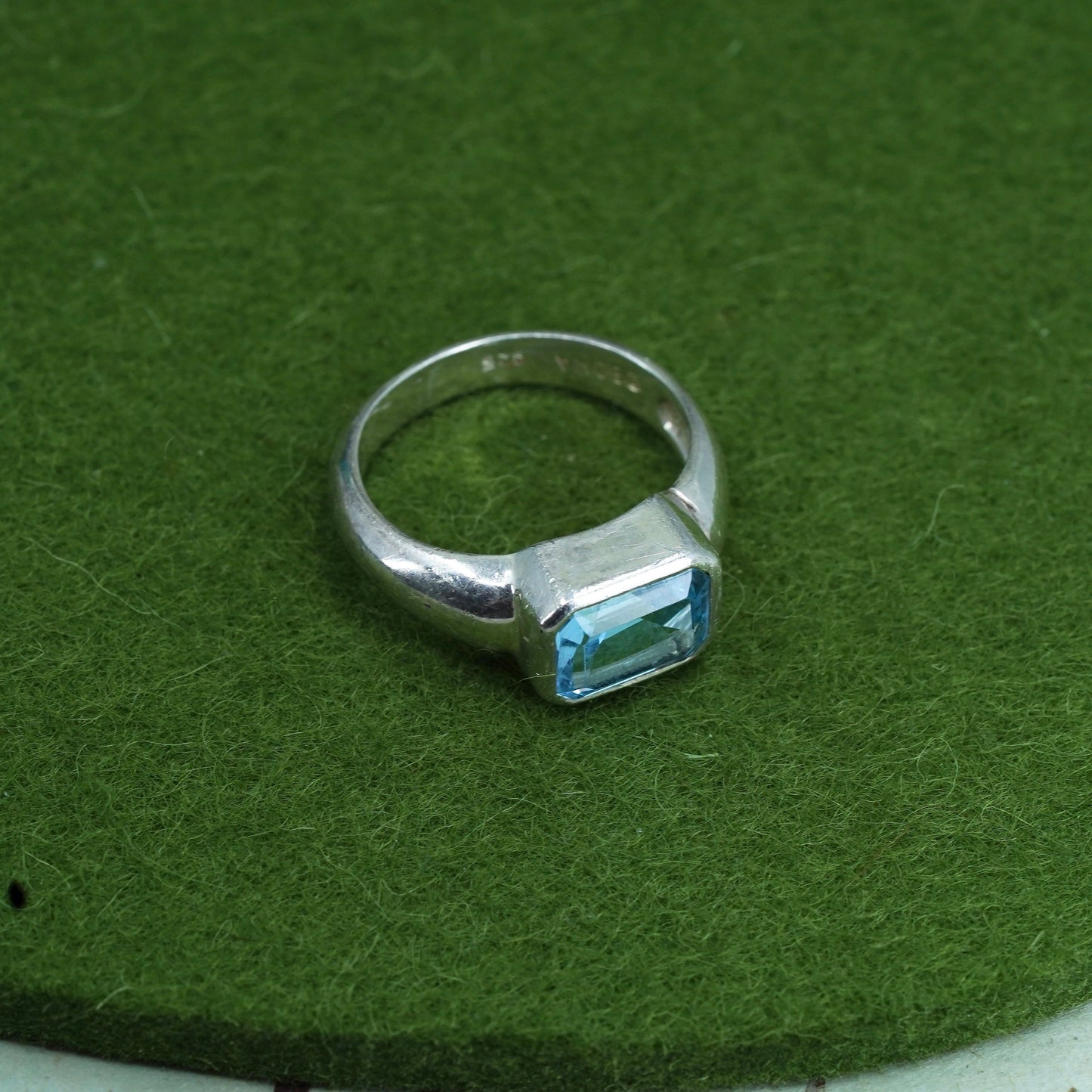 Size 7.5, vtg Sterling silver statement ring, 925 stackable band w/ blue topaz