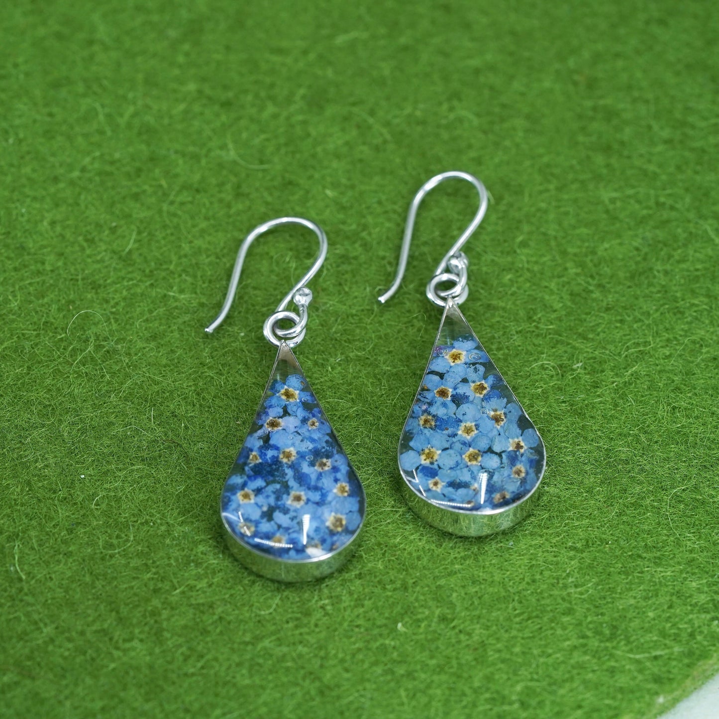 Vintage Mexico sterling silver earrings, 925 teardrop with purple flower resin