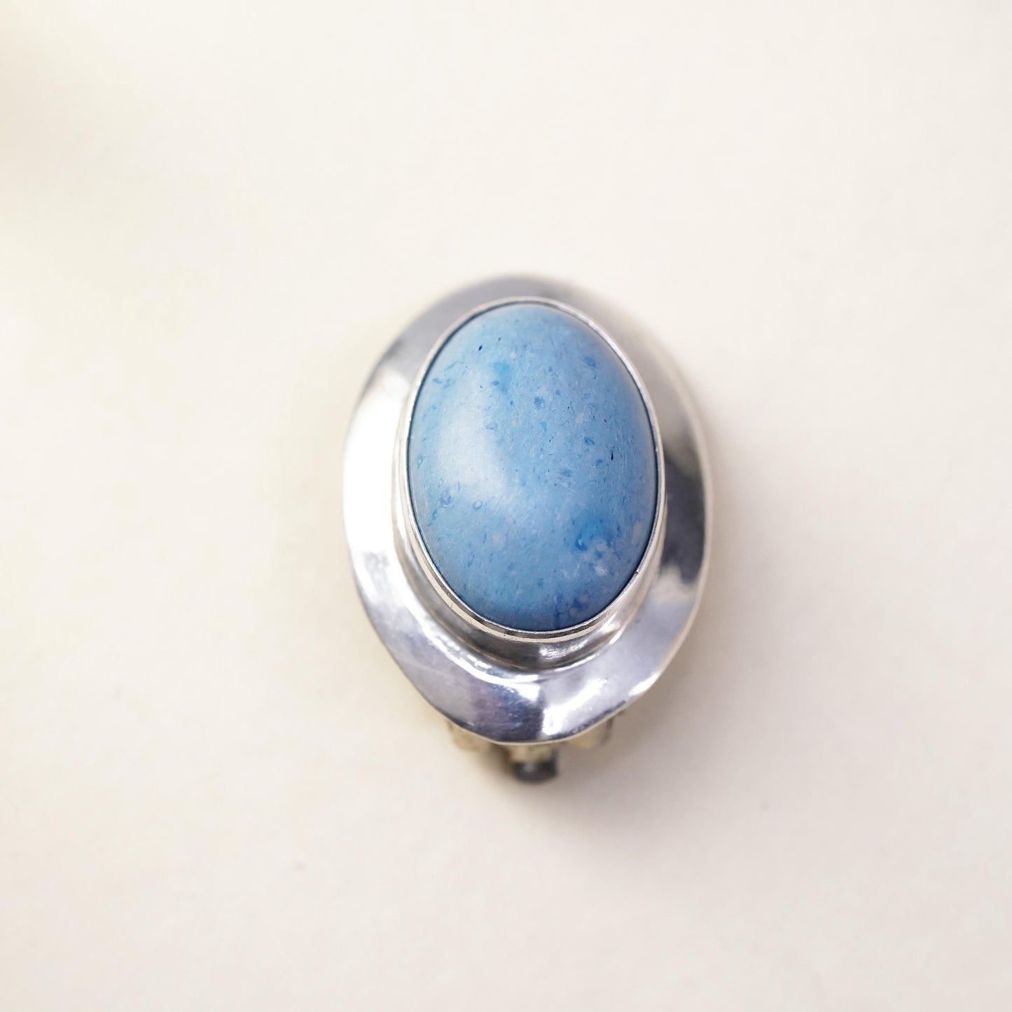 Native American sterling silver single earring, 925 oval clip on with turquoise
