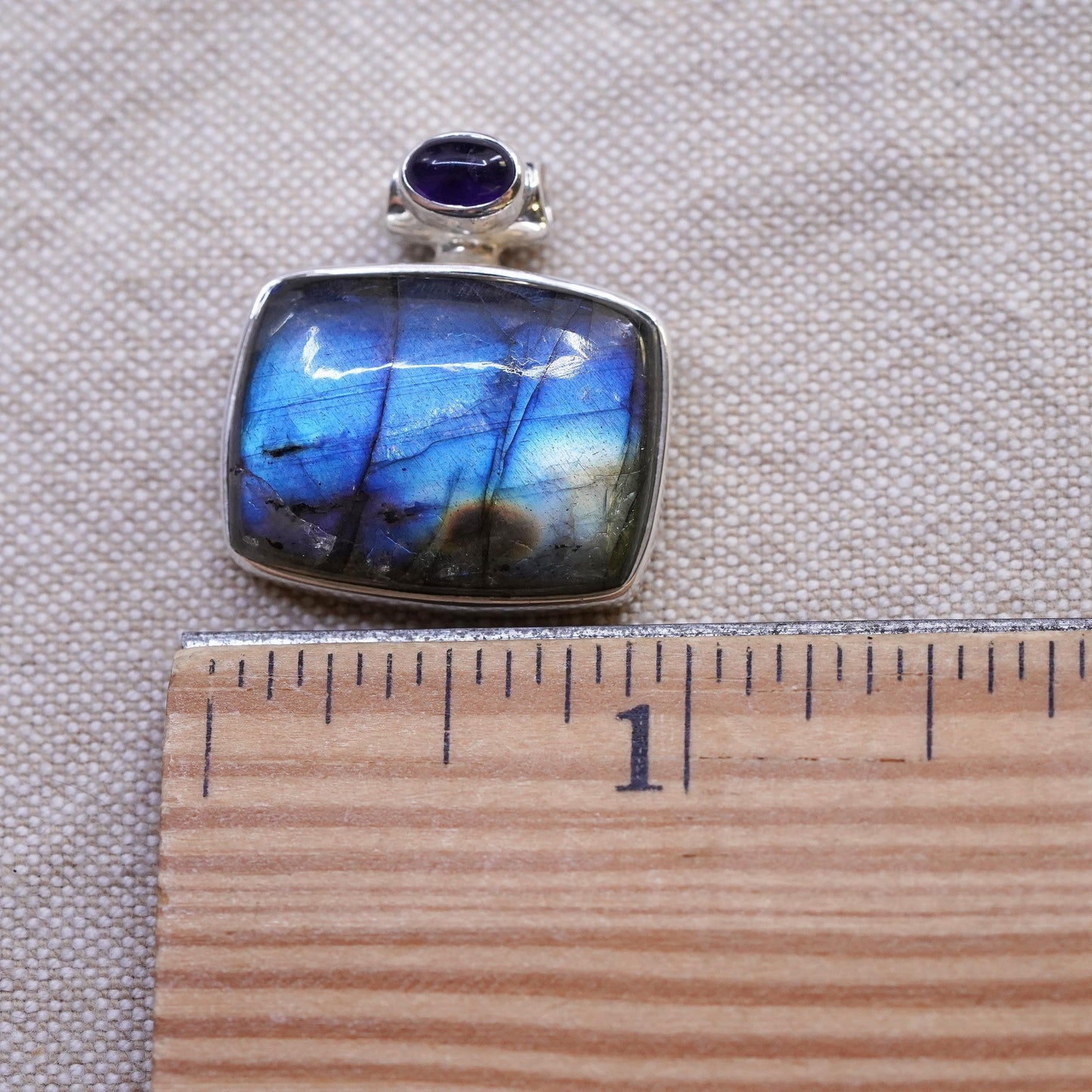 Vintage Sterling 925 silver handmade pendant with blue labradorite and amethyst