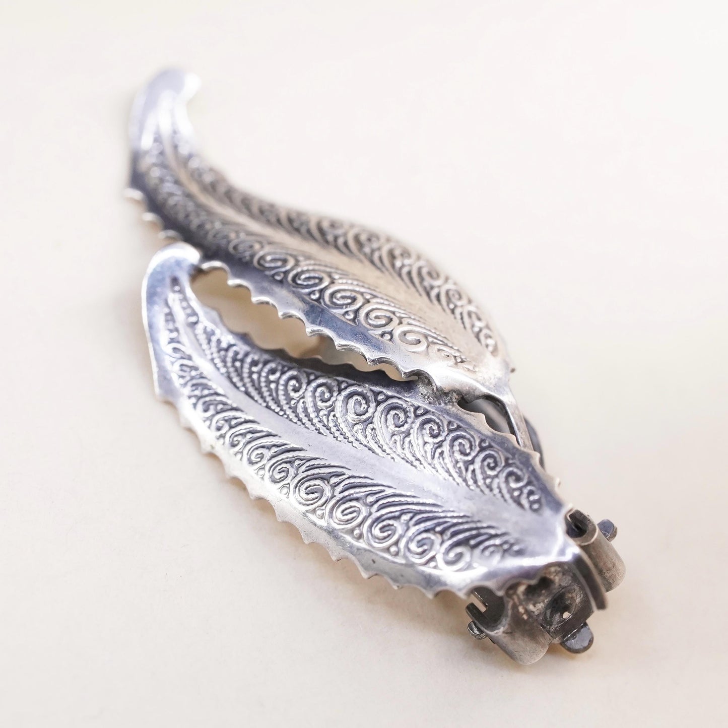 Vintage southwestern sterling silver single earring, 925 silver leaves clip on