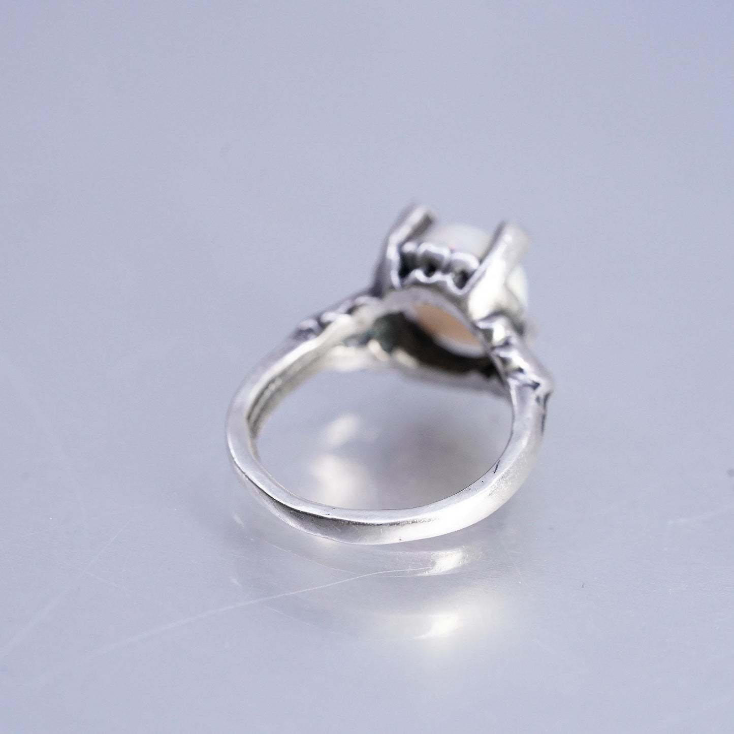 Size 3.25, vintage southwestern Sterling 925 silver handmade ring with opal