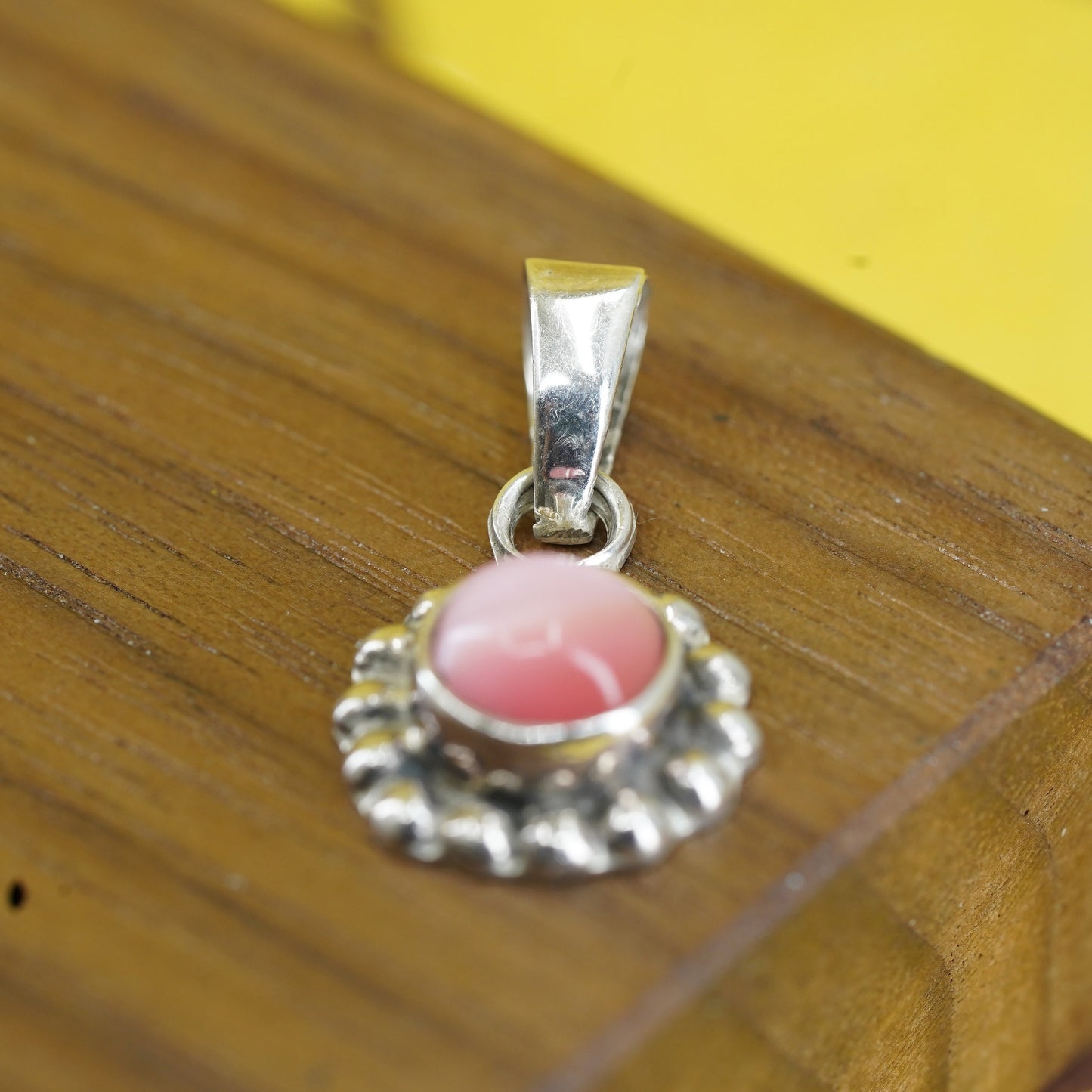 Vintage Mexico Sterling 925 silver pendant with pink cat’s eye and beads