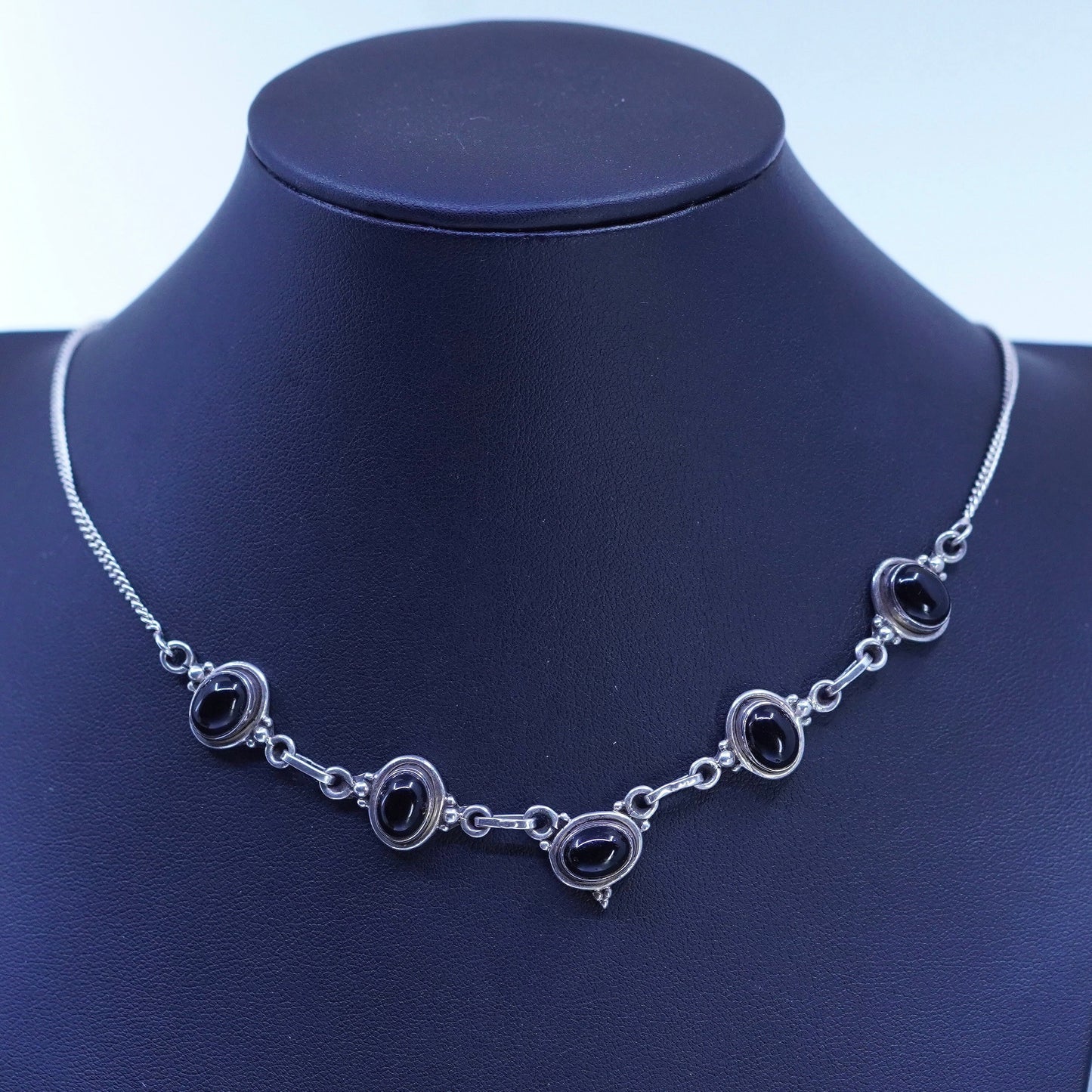 18”, vintage Sterling 925 silver handmade curb chain necklace with onyx pendant