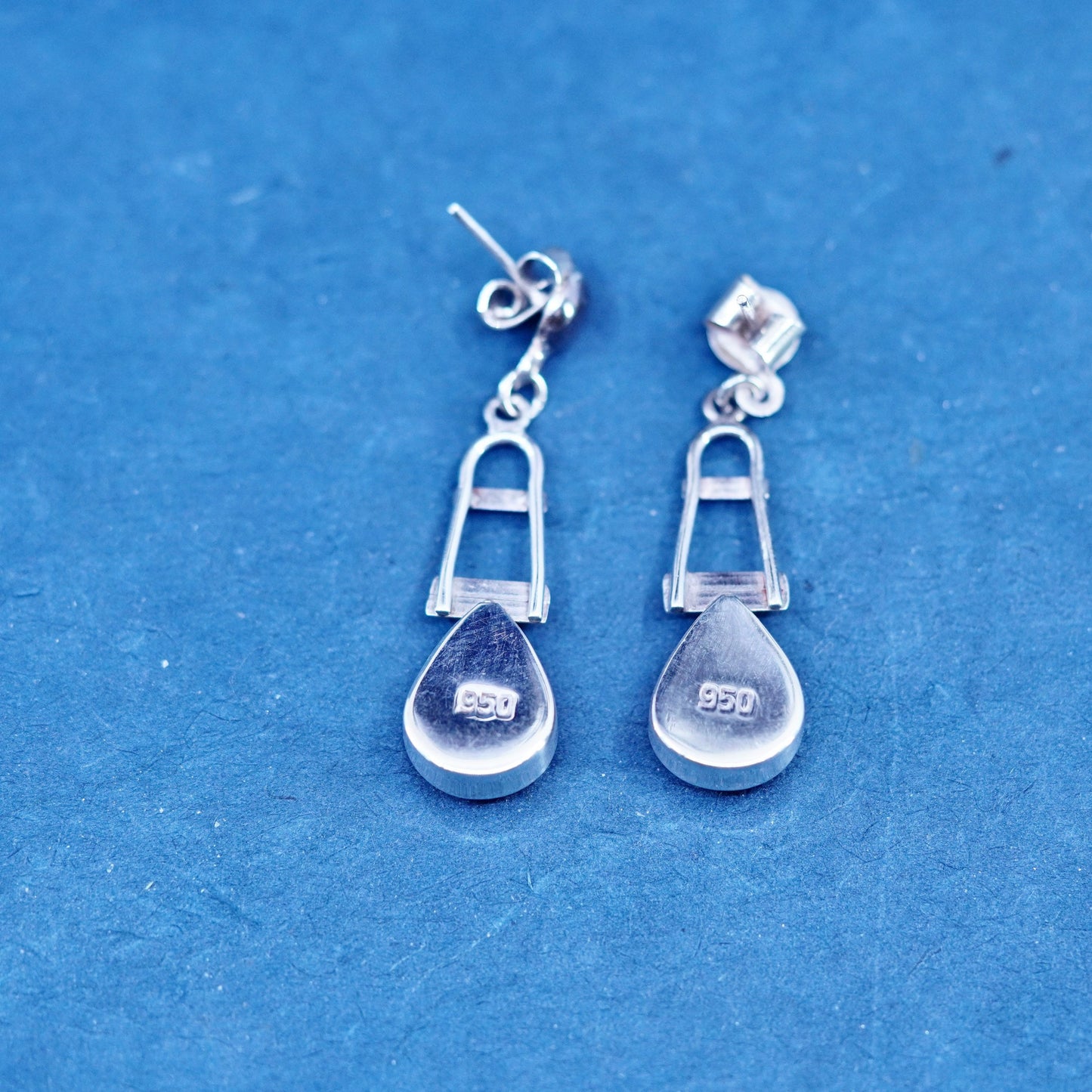 Sterling 950 silver handmade earrings w/ teardrop golden mother of pearl inlay