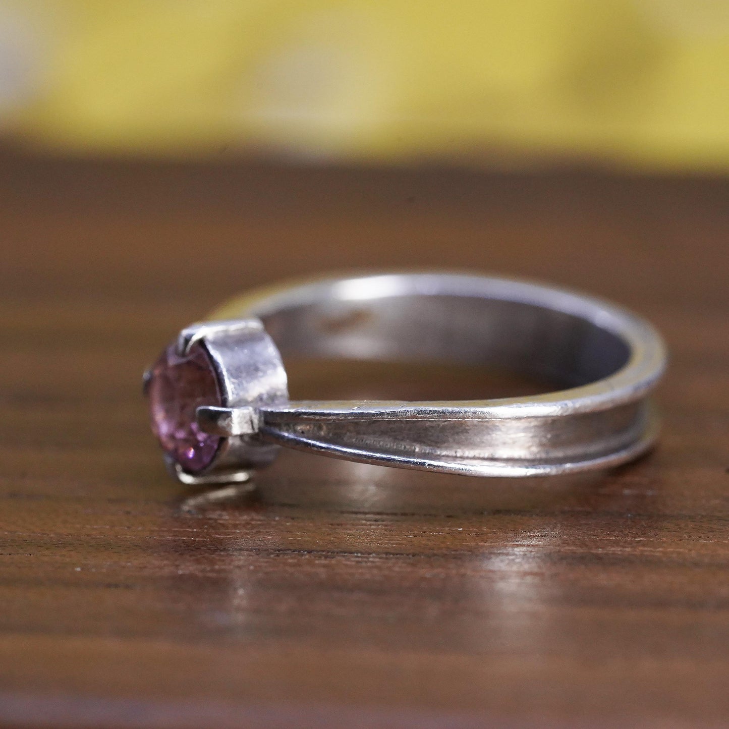 Size 5, vintage Sterling 925 silver handmade ring with pink crystal