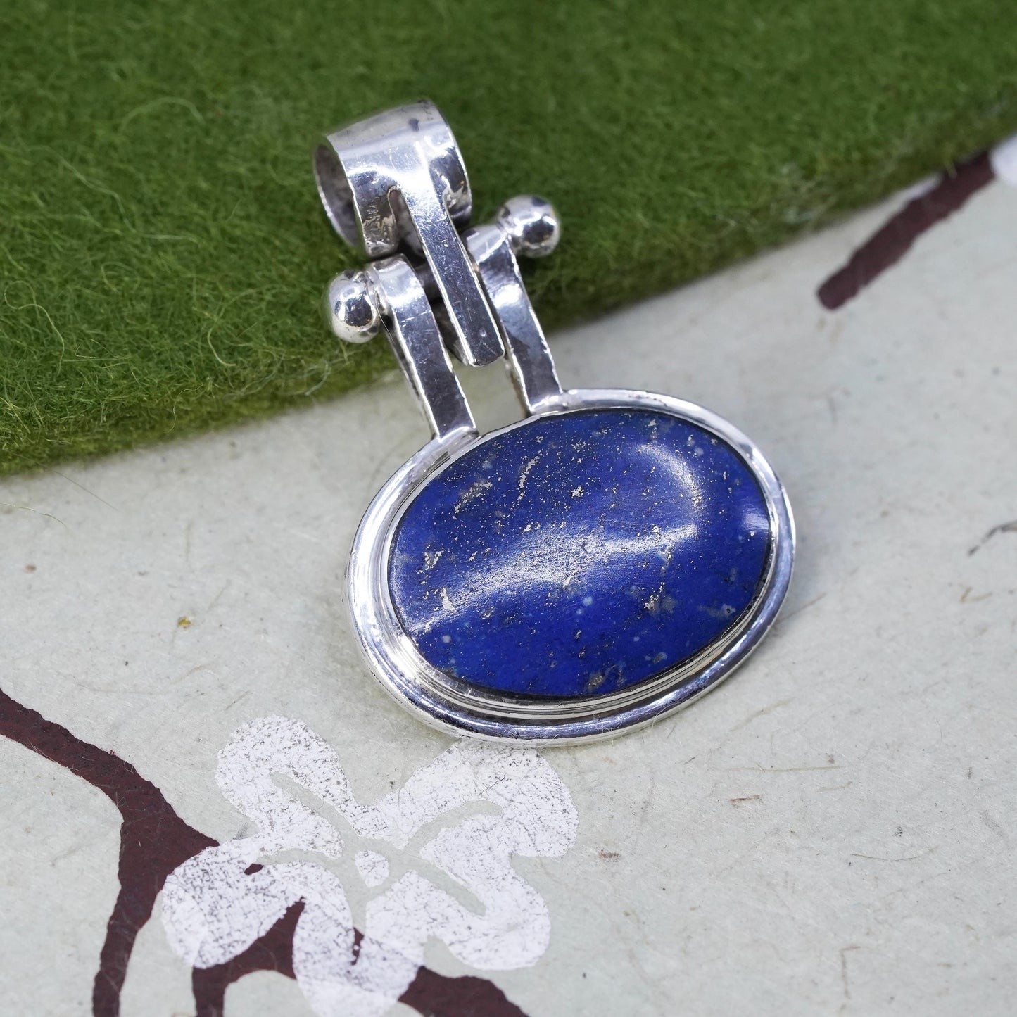 Vintage Sterling 950 silver handmade pendant with blue lapis lazuli