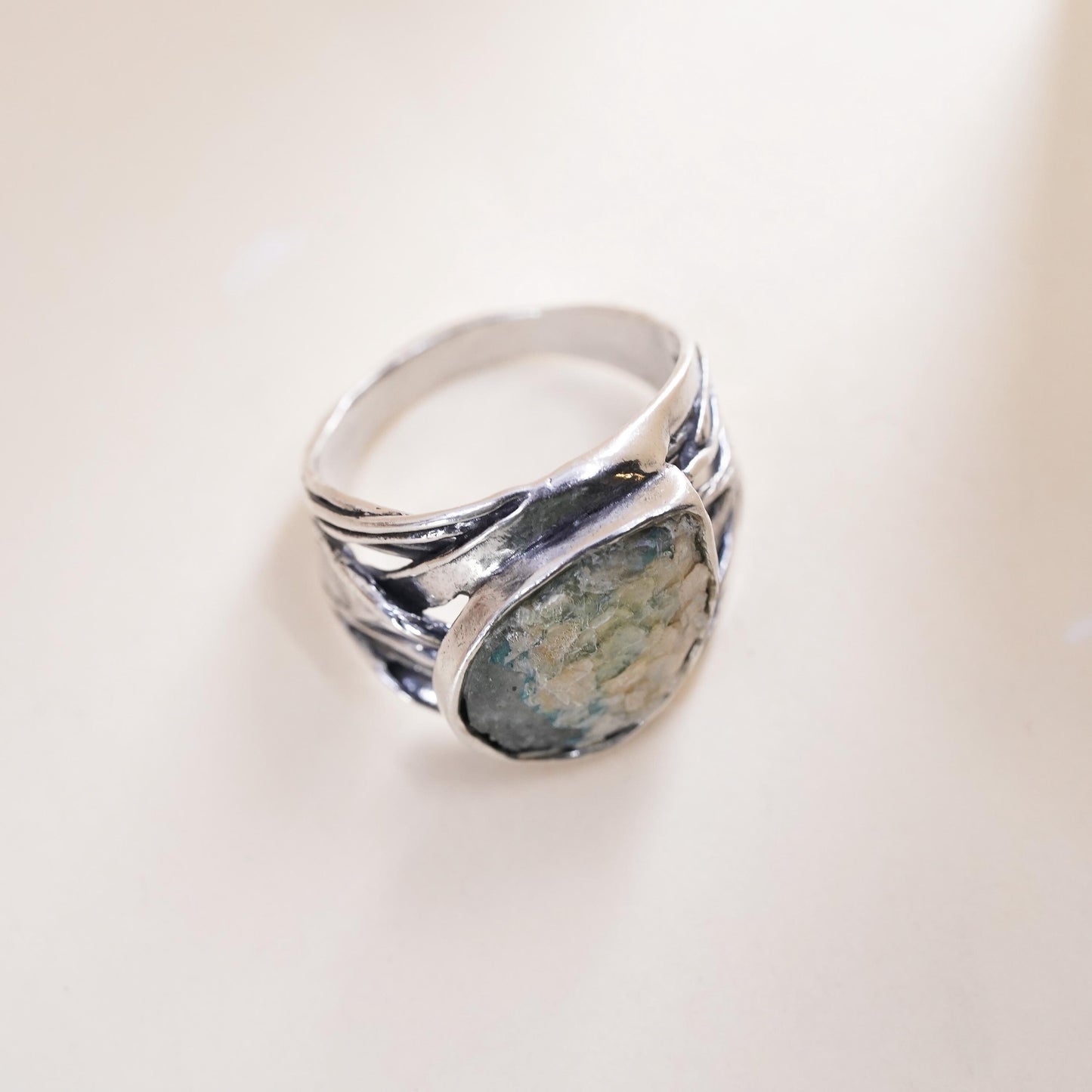 Size 10.25, Israel Pz Or Paz Sterling 925 silver ring teardrop Roman glass