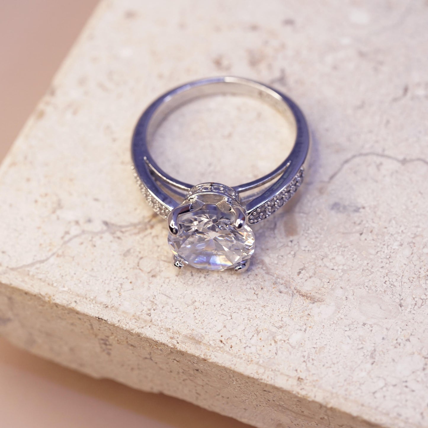 Size 7, vintage Sterling 925 silver engagement ring with cluster Cz around