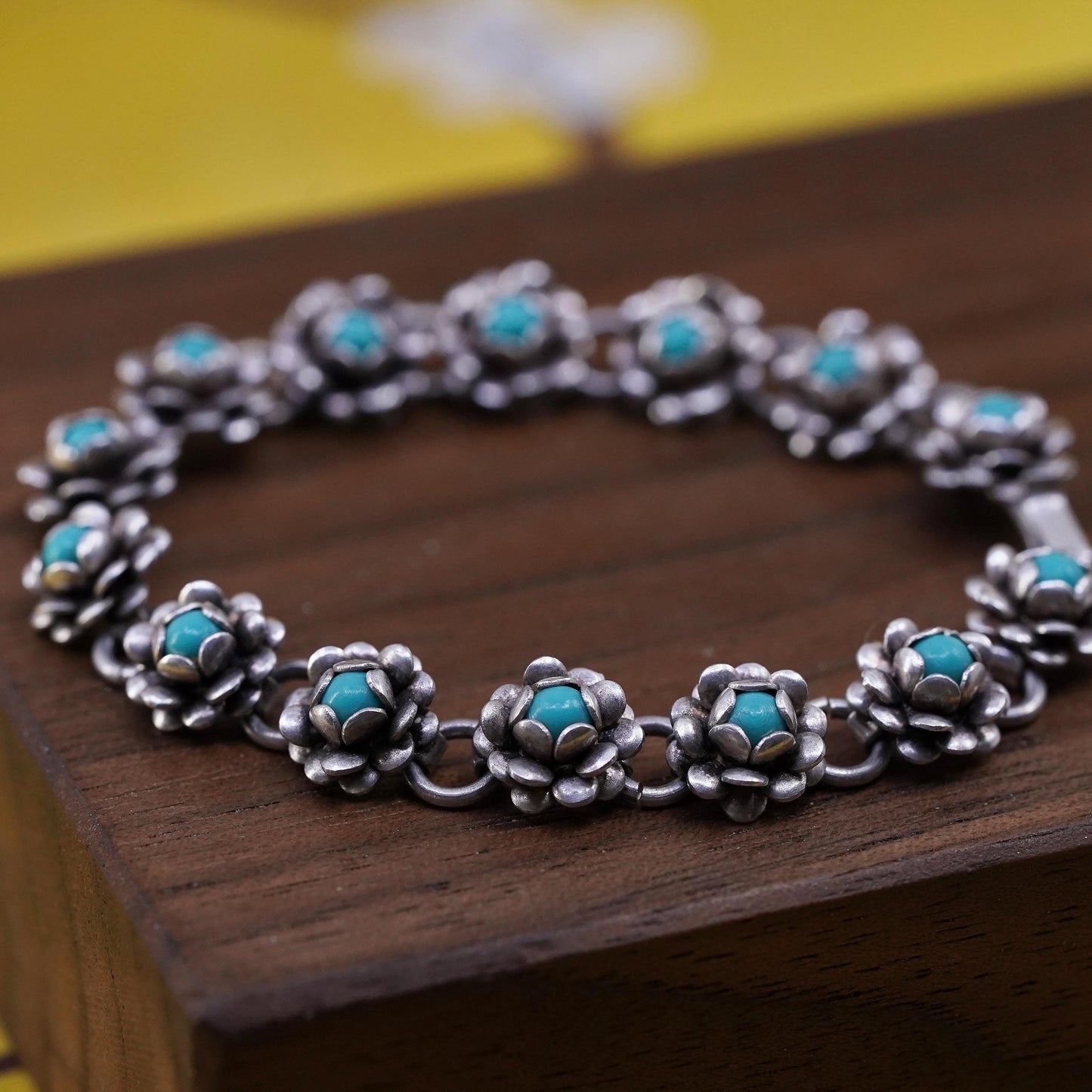 5.5", Vintage Sterling silver bracelet, southwestern 925 flower with turquoise
